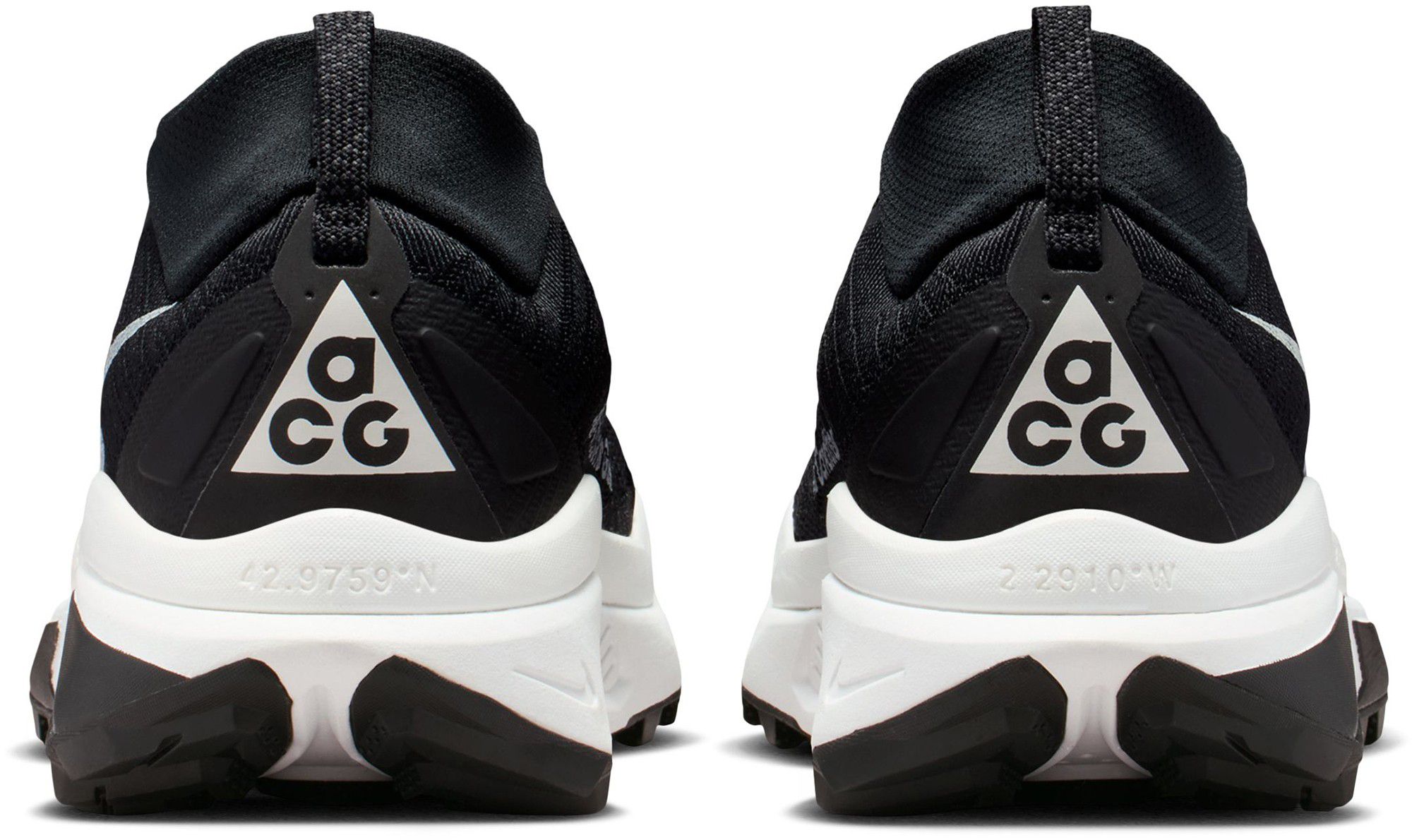 Nike Women's ACG Zegama Trail Running Shoes product image