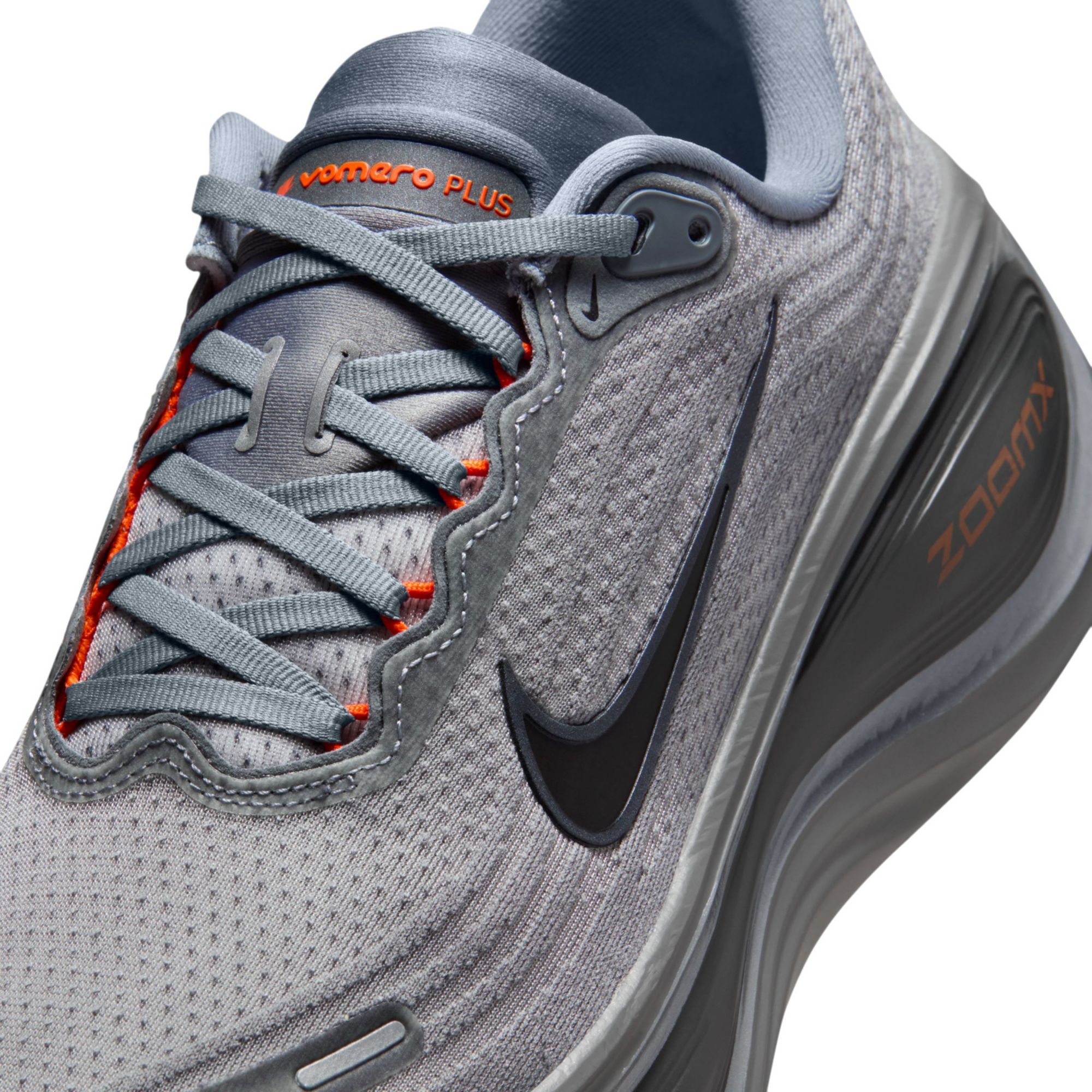 Nike Men's Vomero Plus Running Shoes product image