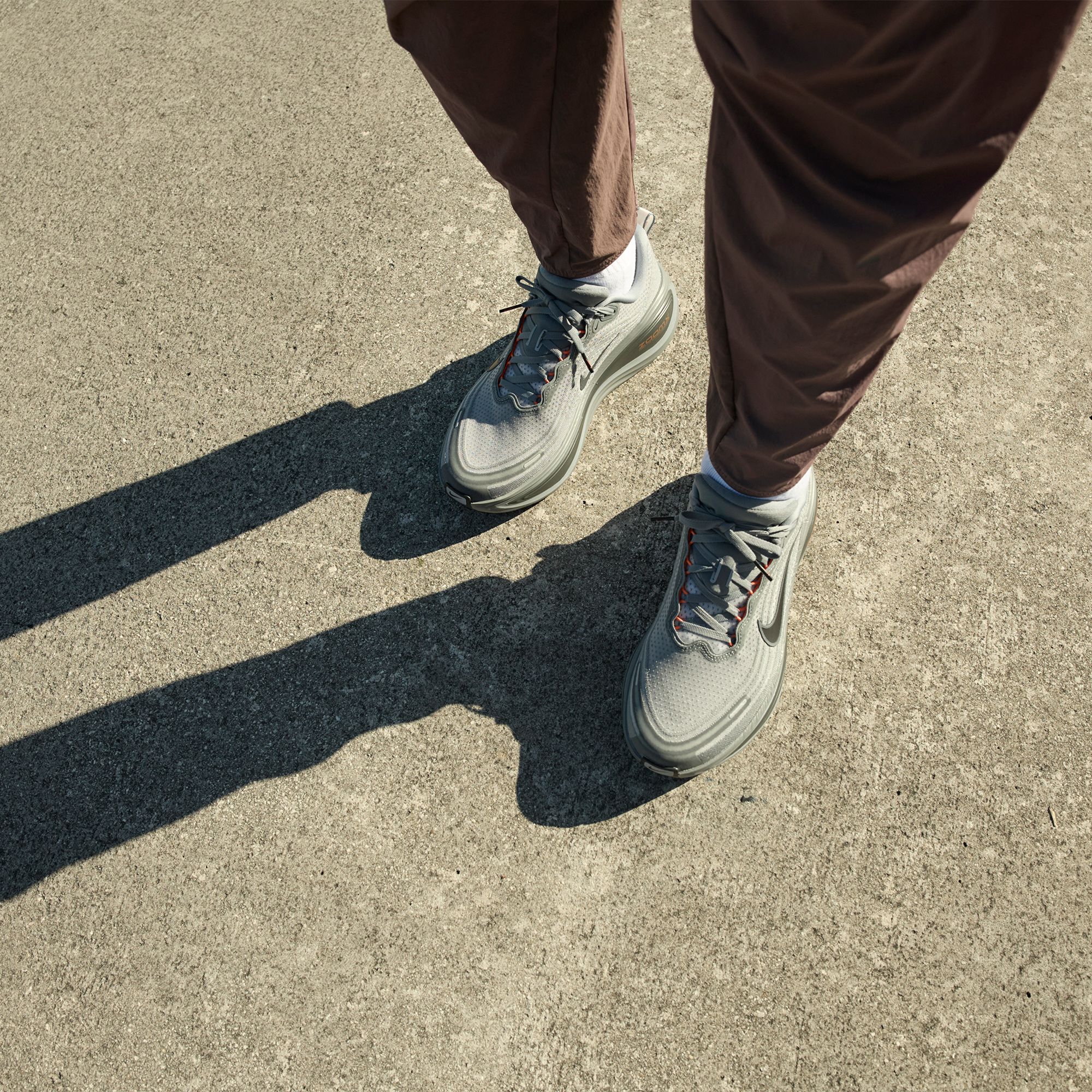 Nike Men's Vomero Plus Running Shoes product image