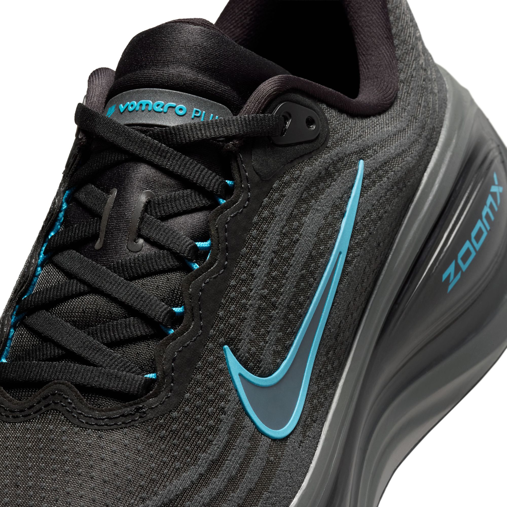 Nike Men's Vomero Plus Running Shoes product image