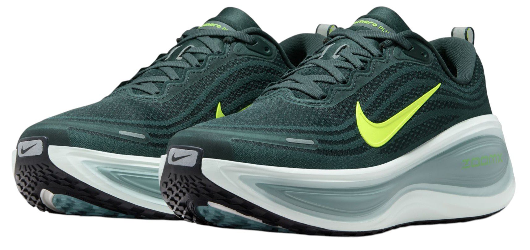 Nike Men's Vomero Plus Running Shoes product image