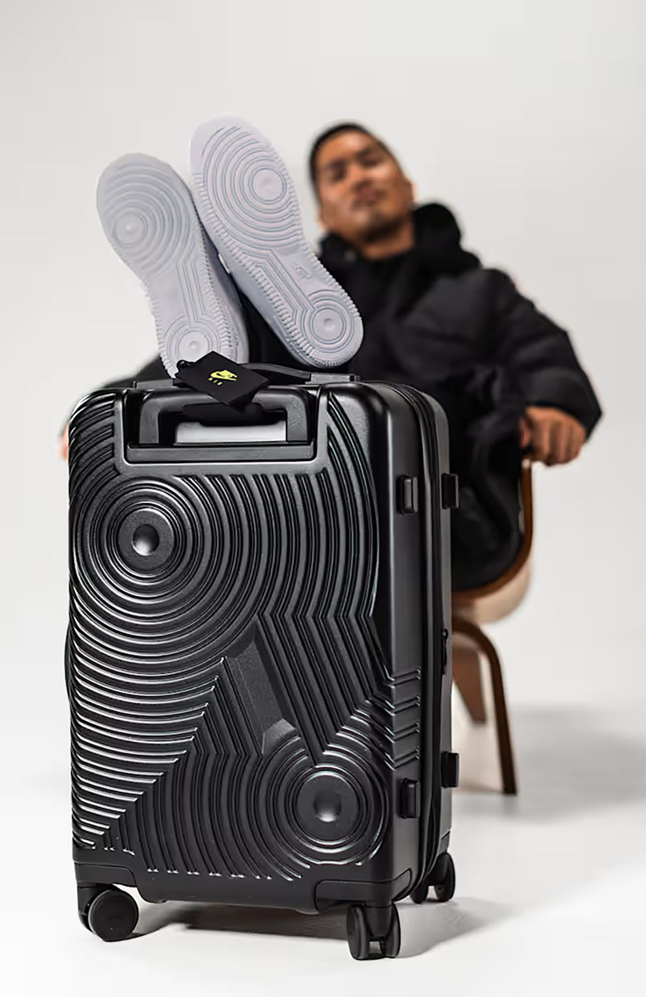 Nike Large Checked Luggage 29" Hardshell-143L product image