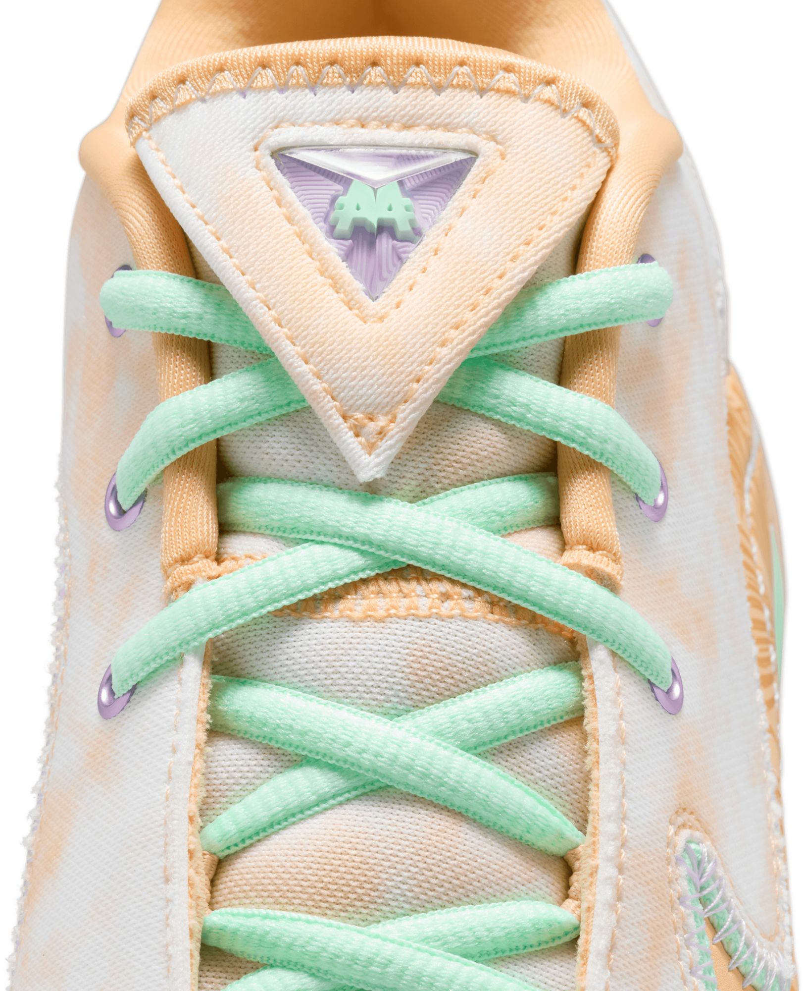 Nike Kids' Grade School Lebron XXII Basketball Shoes product image