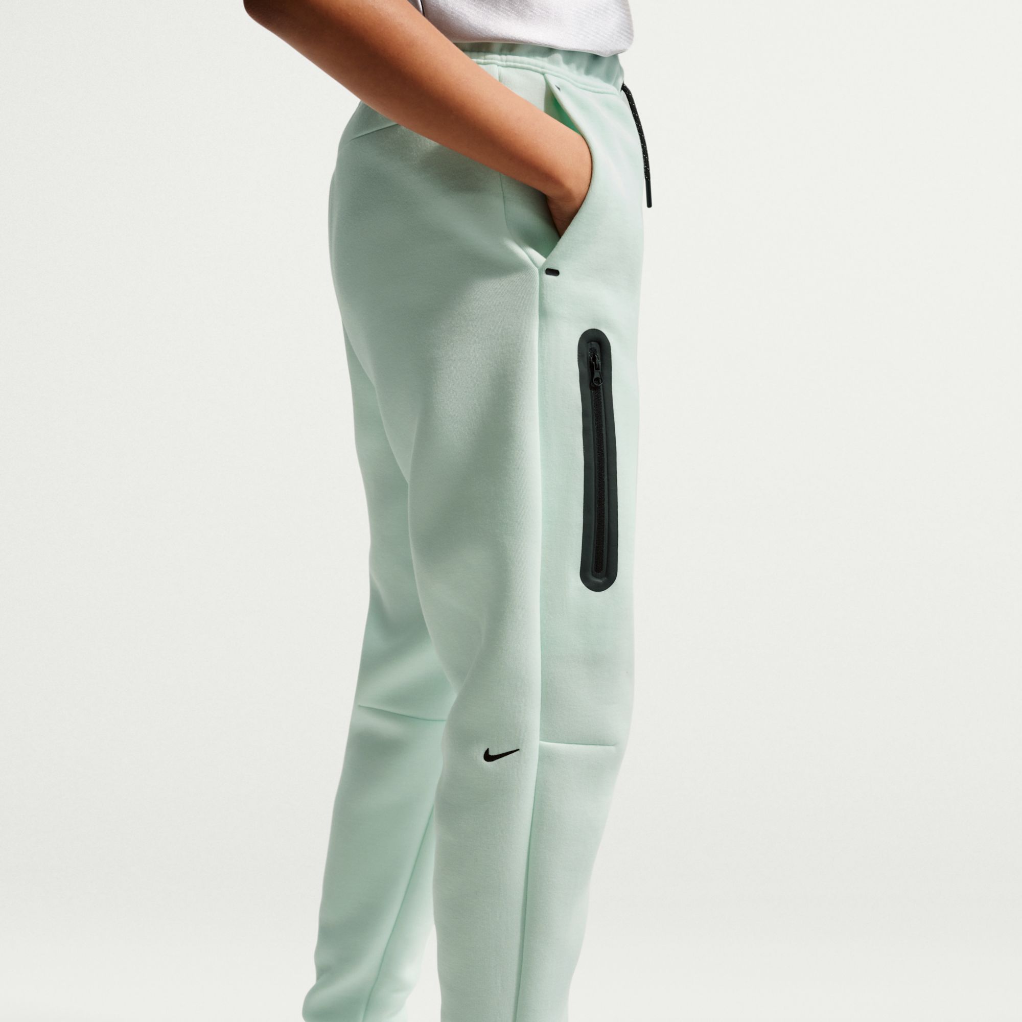 Nike Girls' Sportswear Tech Fleece Oversized Joggers product image