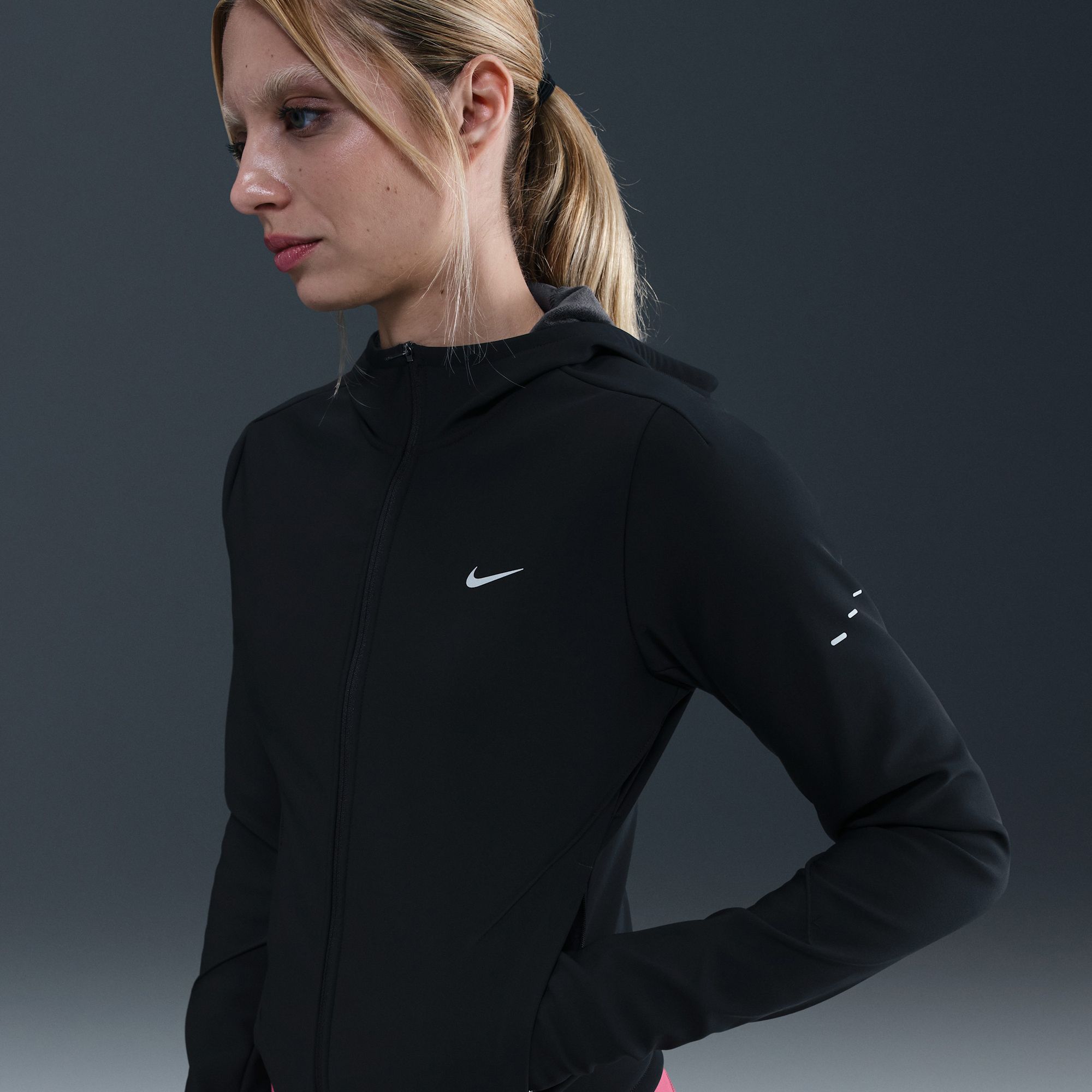 Nike Women's Swift Therma-FIT Running Jacket product image