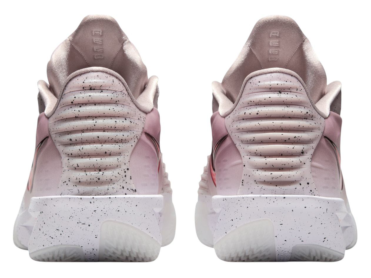 Nike G.T. Cut 3 Turbo Basketball Shoes product image