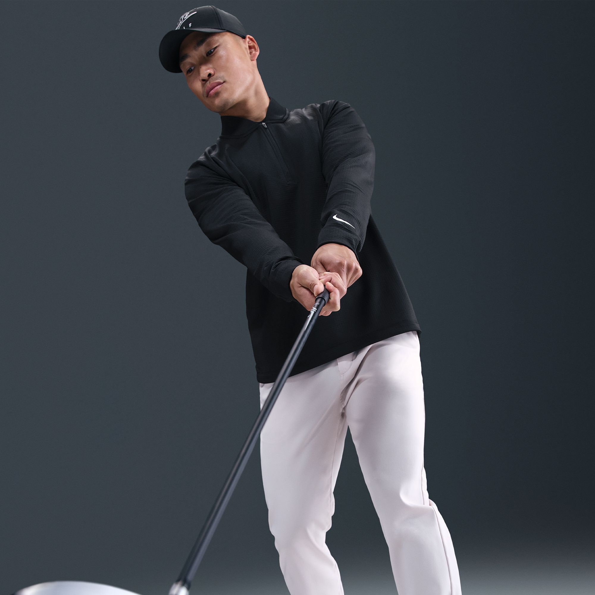 Nike Men's Therma-FIT Velocity Golf ½ Zip product image