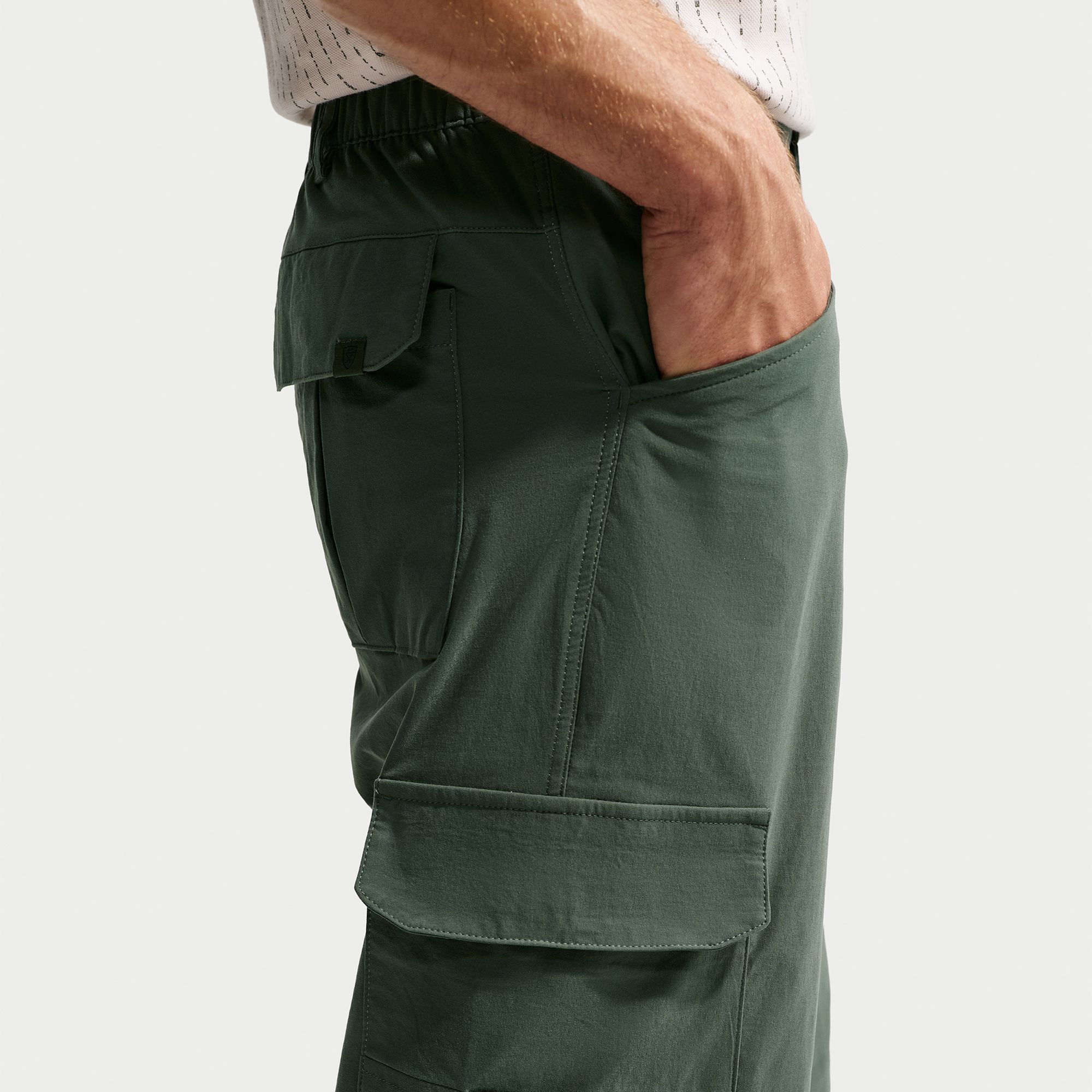 Nike Men's Fairway Fresh Dri-FIT Loose Golf Pant product image