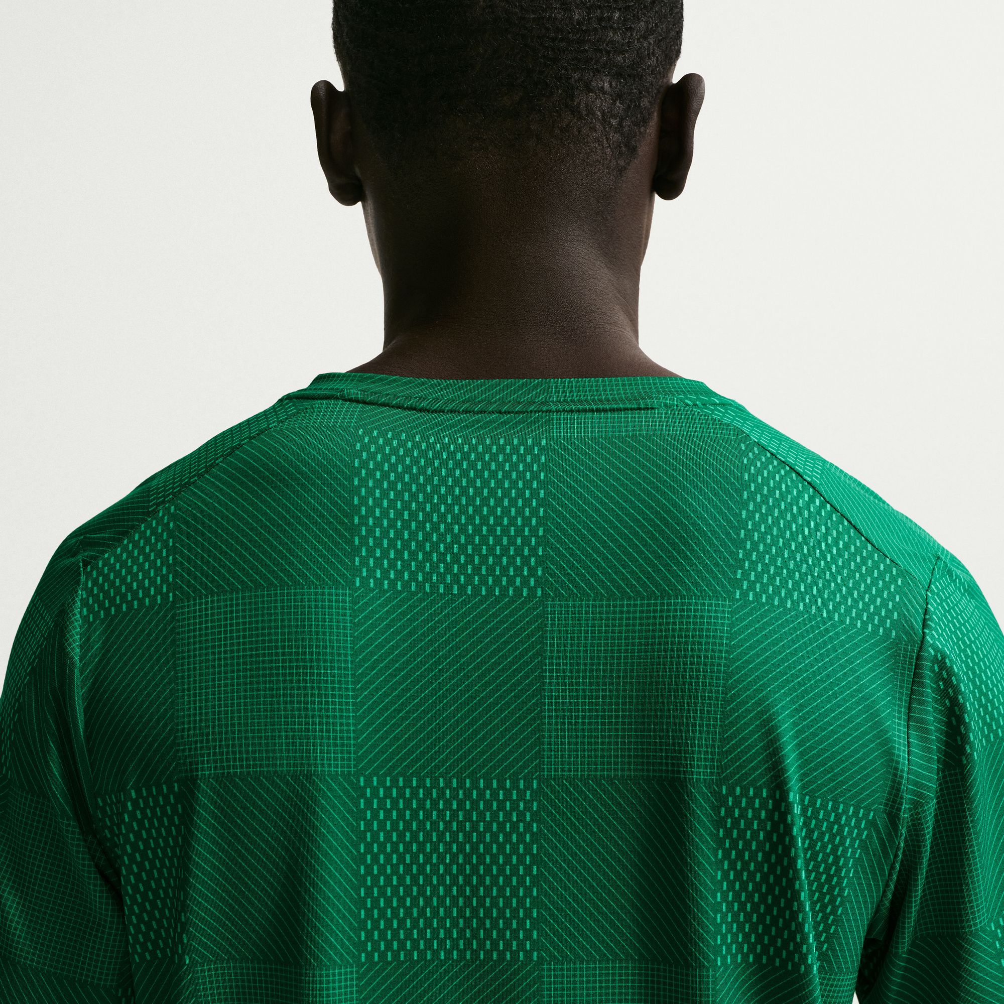 Nike Men's Court Advantage Dri-FIT Tennis Shirt product image