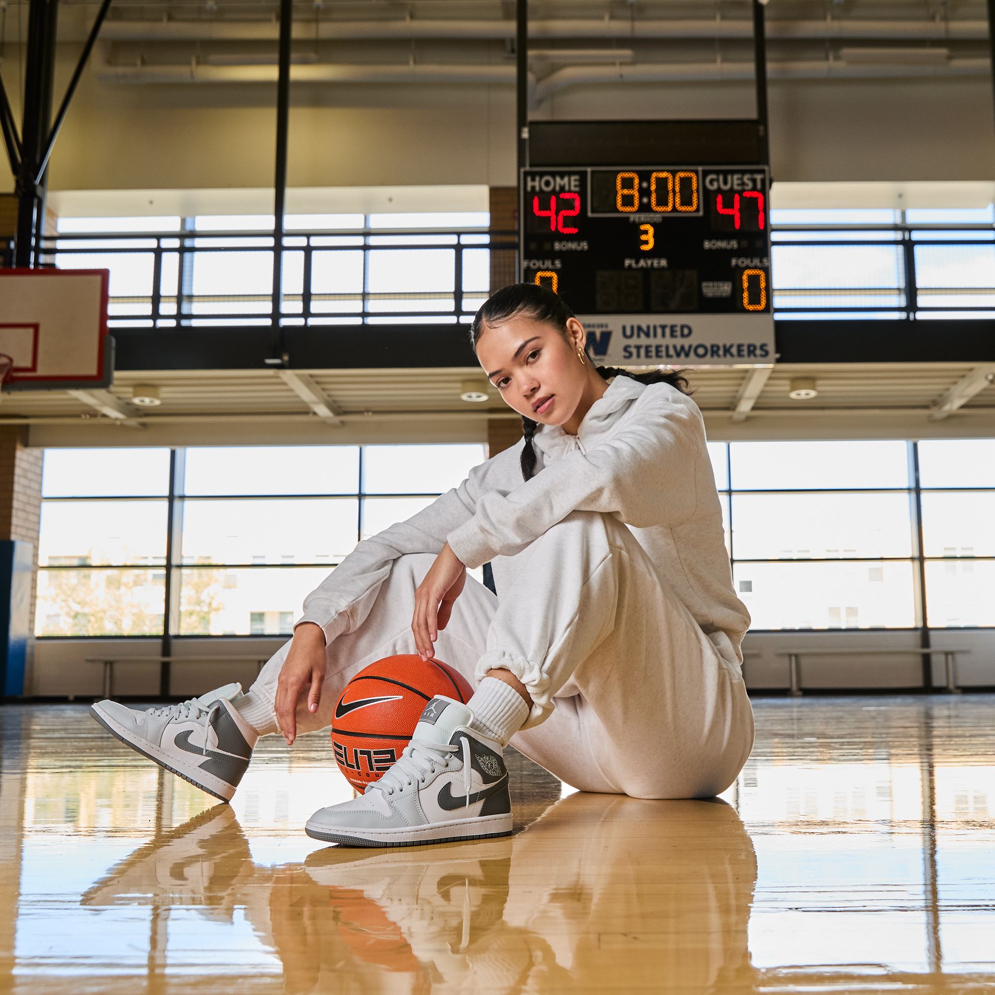 Jordan Women's Sport Crossover Dri-FIT Fleece Pants product image