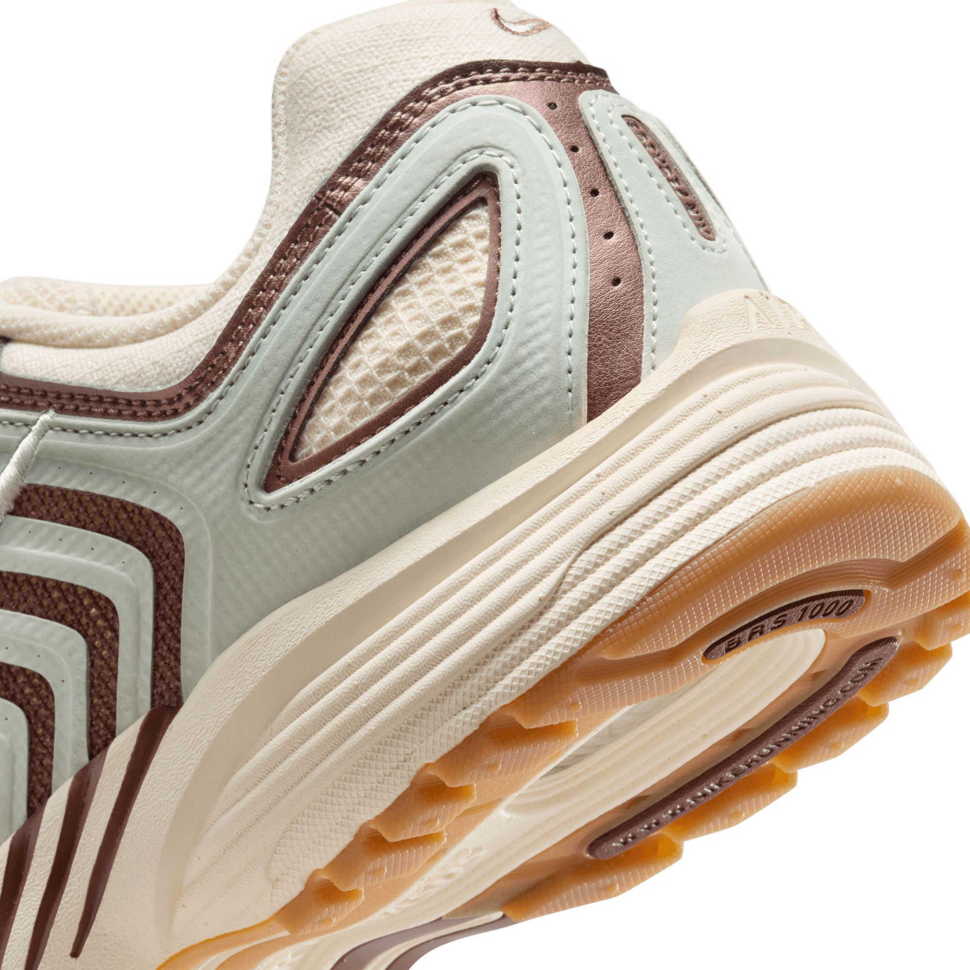 Nike Men's Air Pegasus 2005 Shoes product image