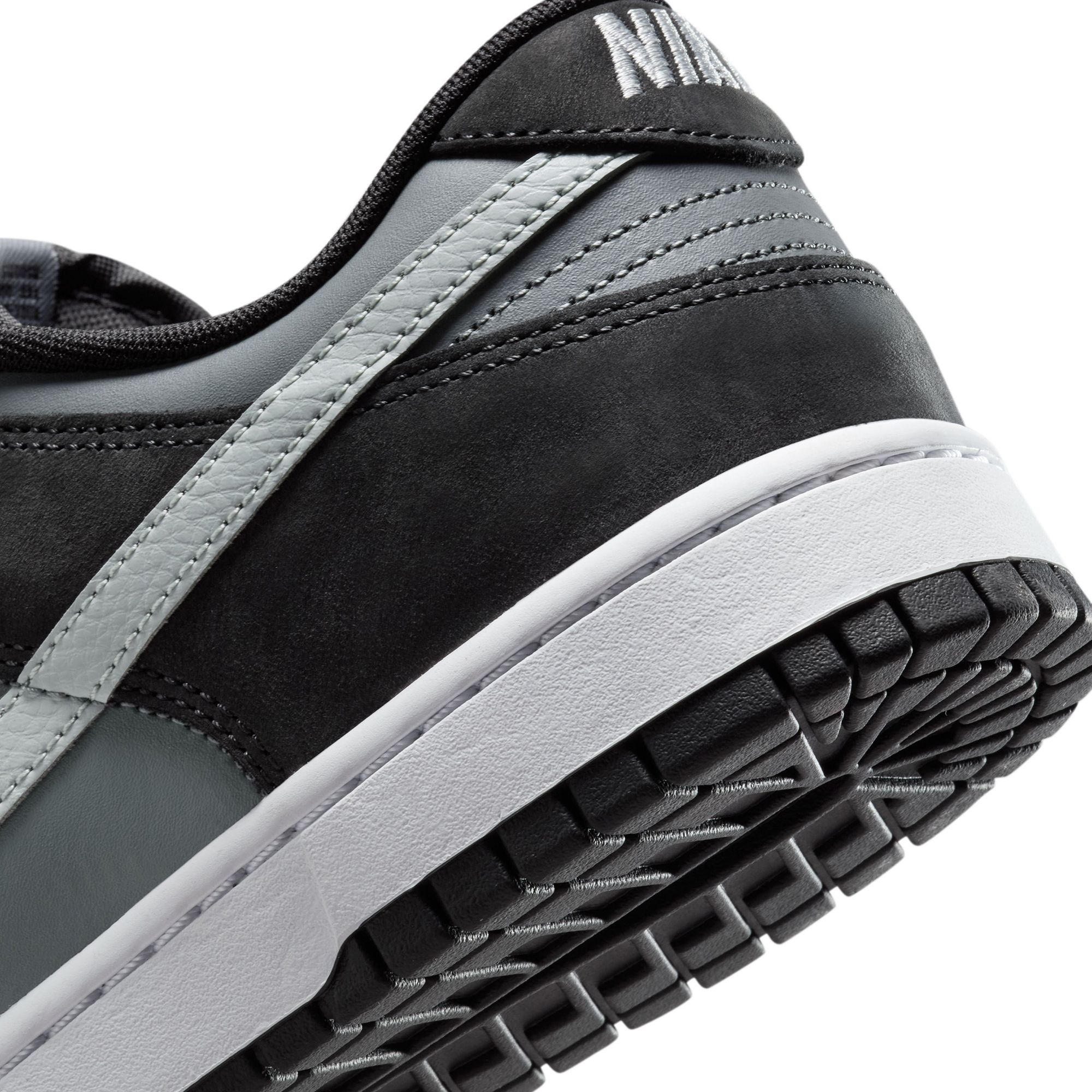Nike Men's Dunk Low Shoes product image