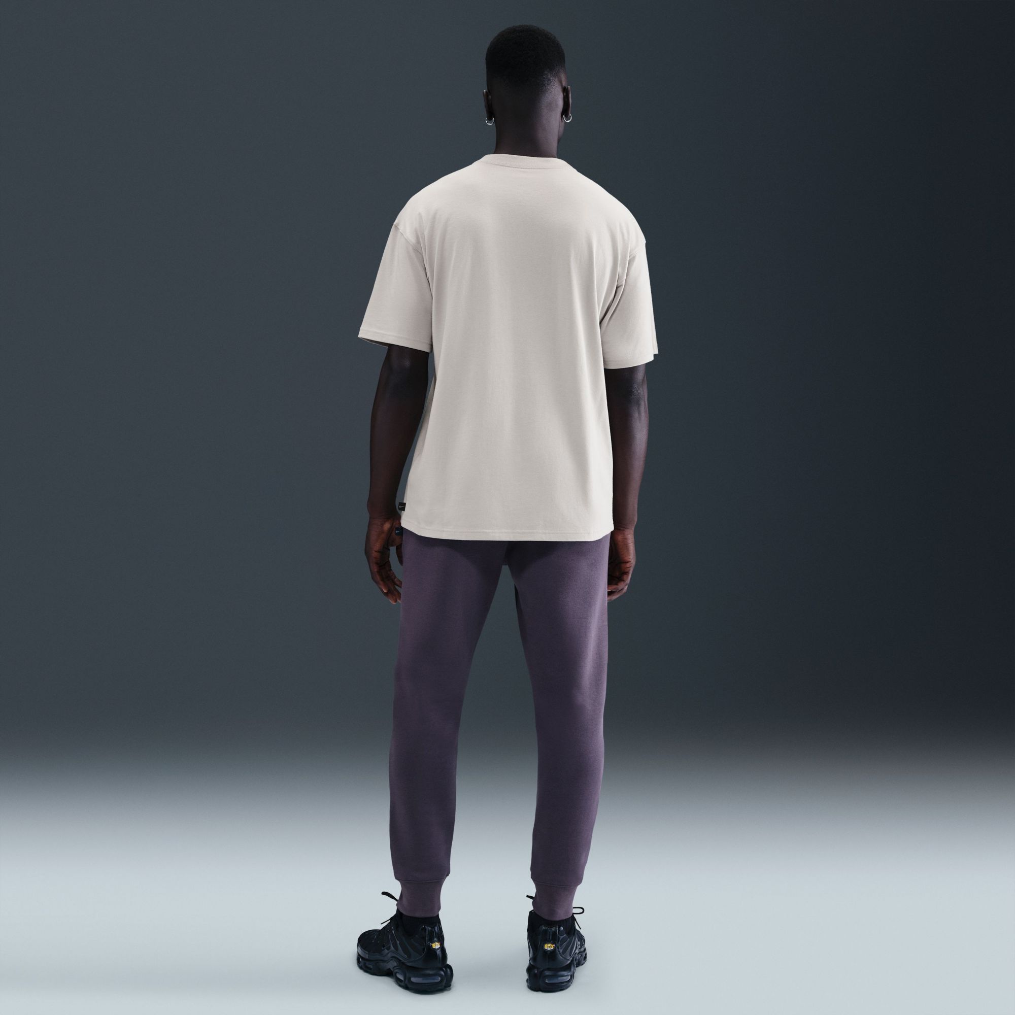 Nike Men's 2025 Tottenham Hotspur Grey Alternate Team Wordmark T-Shirt product image