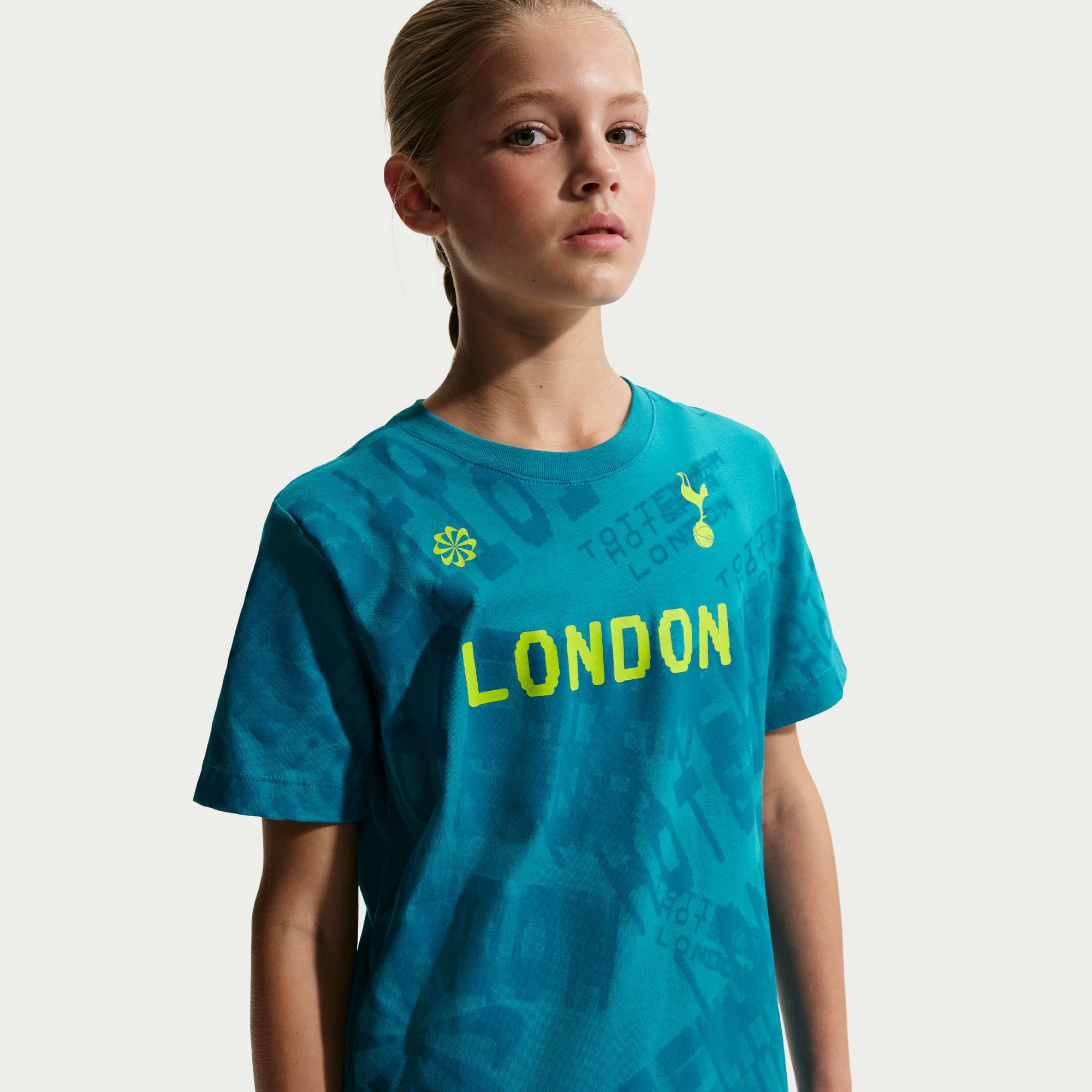 Nike Youth Tottenham Hotspur Teal 2025 Graphic T-Shirt product image