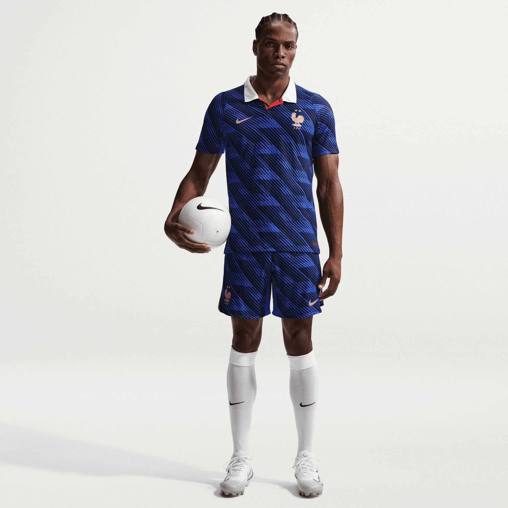Nike Adult France 2026 Home Authentic Shorts product image