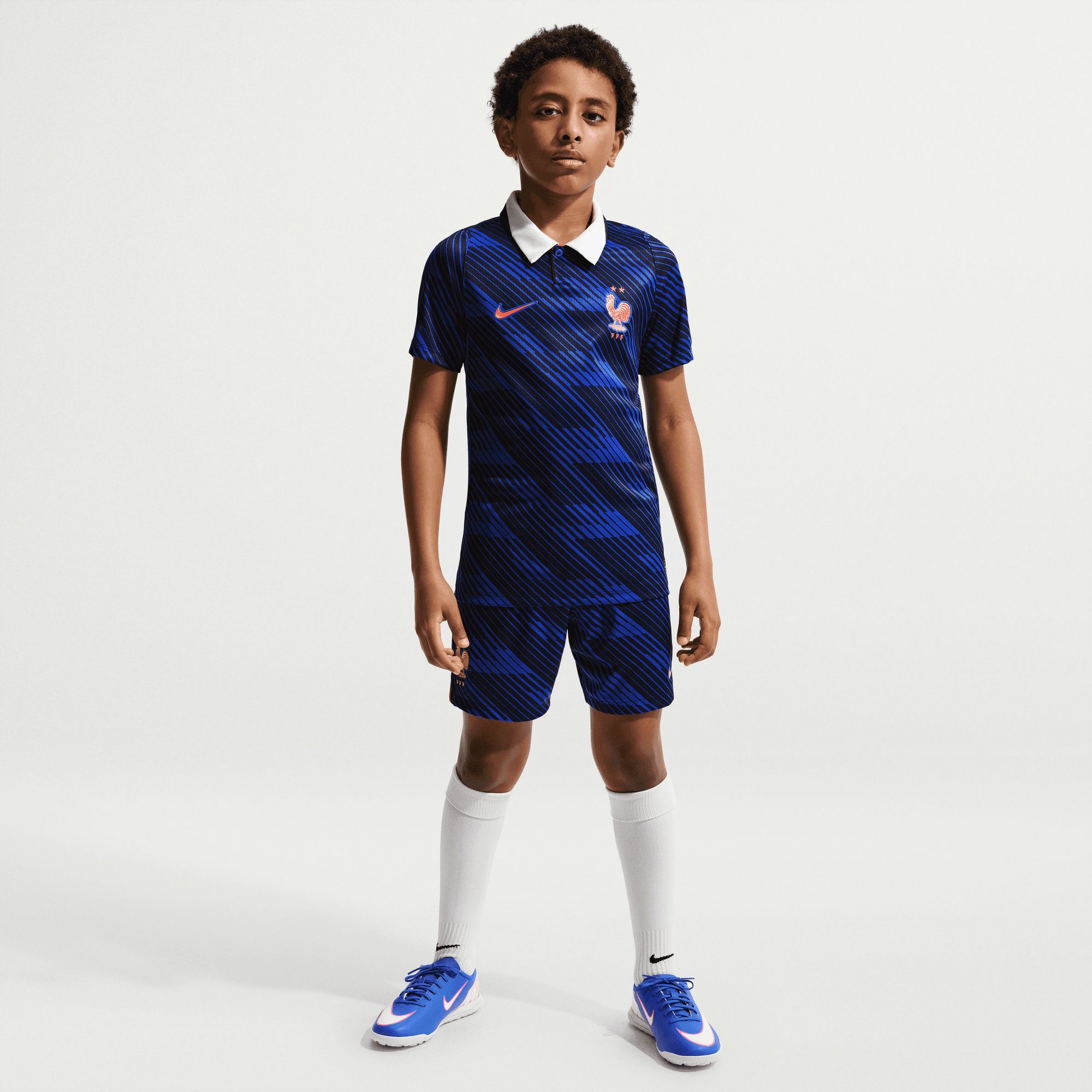 Nike Youth France 2026 Home Replica Shorts product image