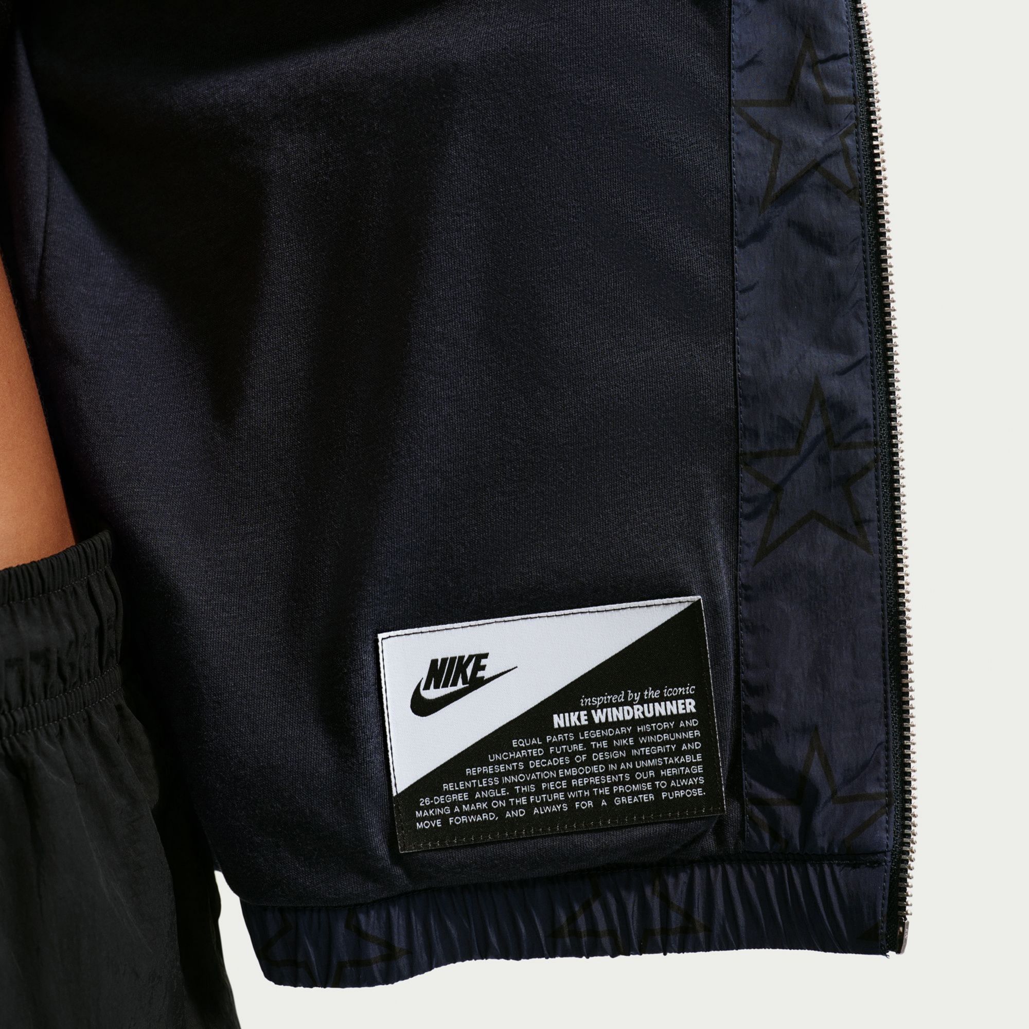 Nike Women's USMNT 2026 Home Windrunner Jacket product image