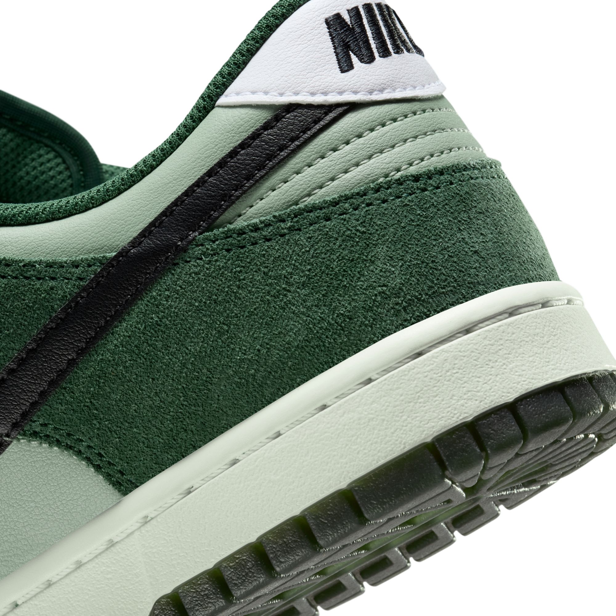 Nike Men's Dunk Low Shoes product image