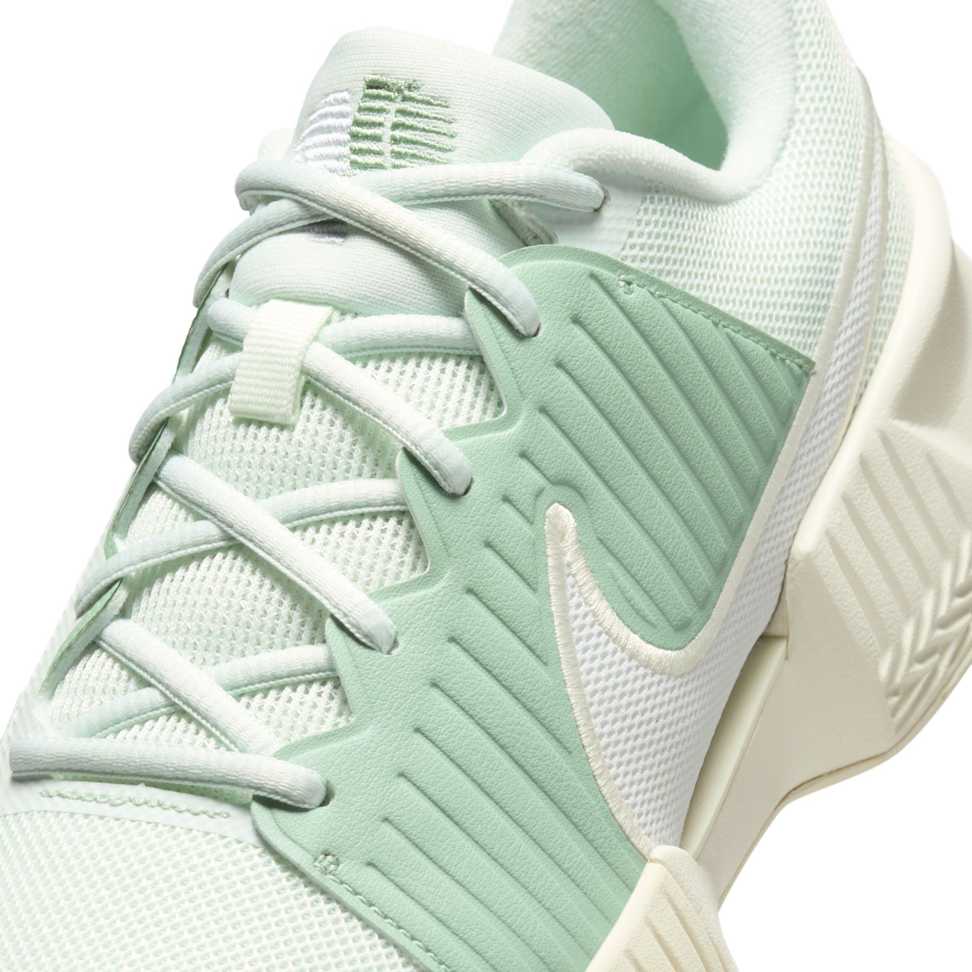 Nike Women's GP Challenge Pro Hard Court Tennis Shoes product image