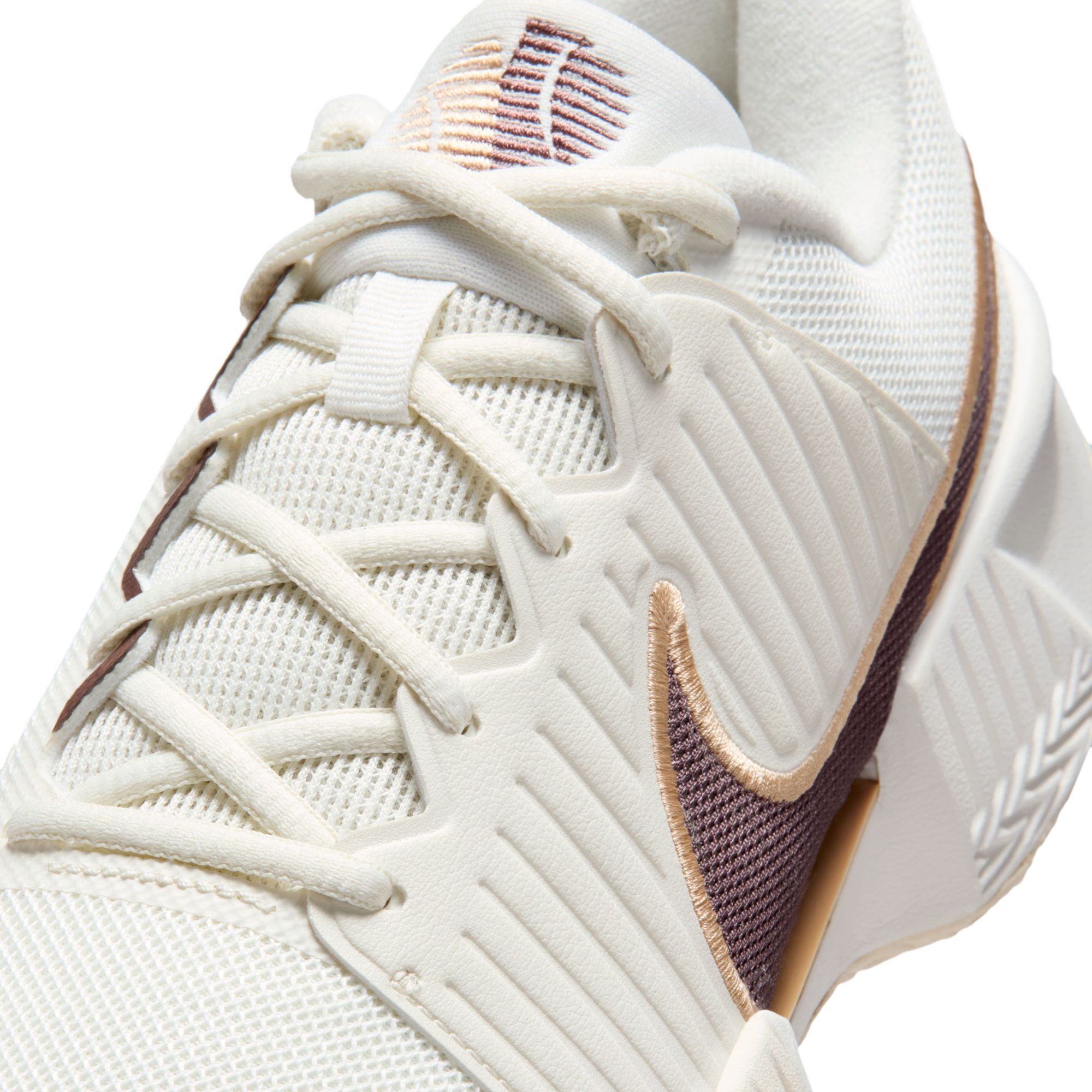 Nike Women's GP Challenge Pro Hard Court Tennis Shoes product image