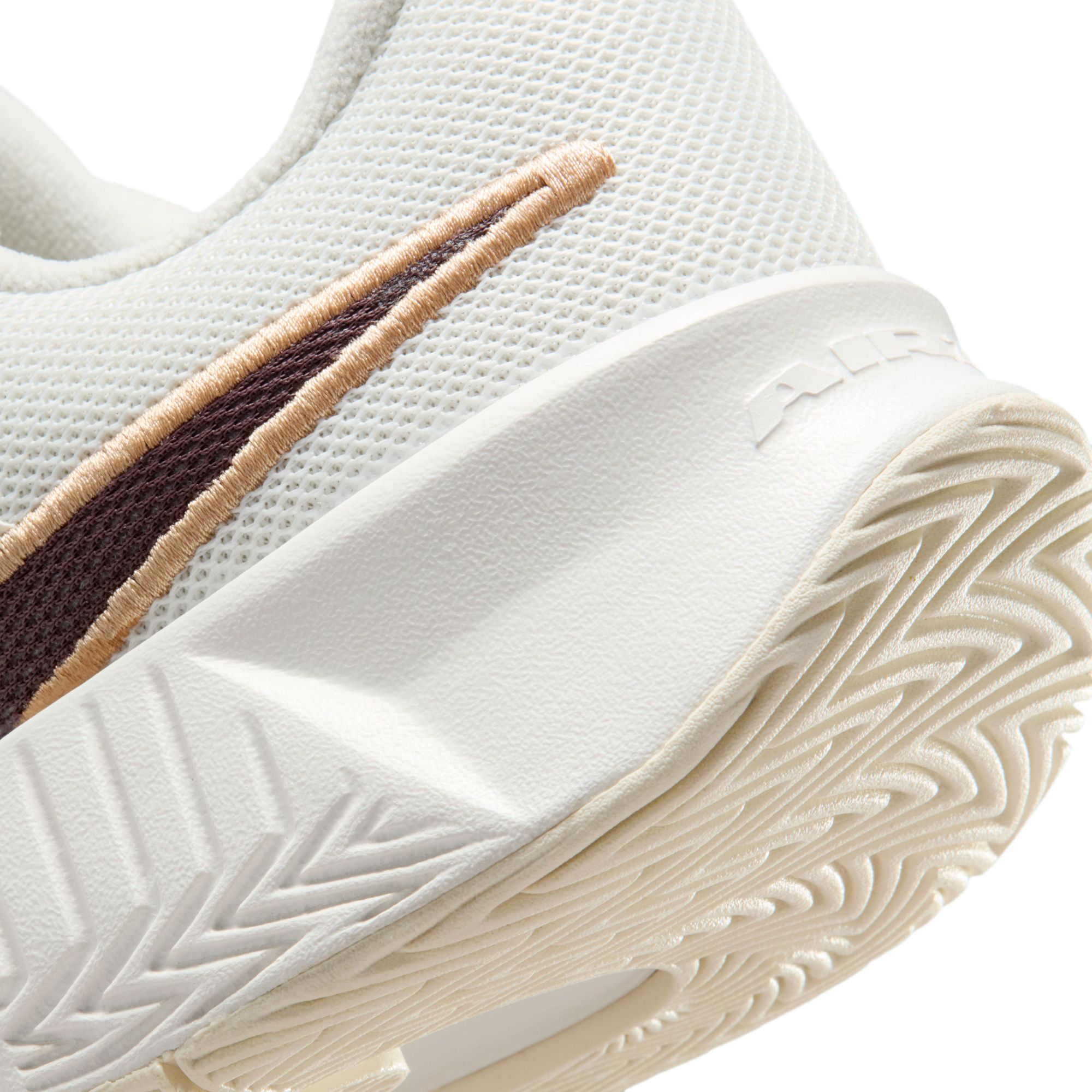 Nike Women's GP Challenge Pro Hard Court Tennis Shoes product image