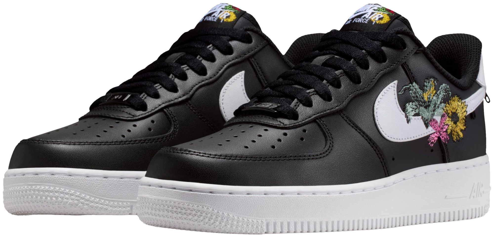 Nike Women's Air Force 1 '07 Shoes product image