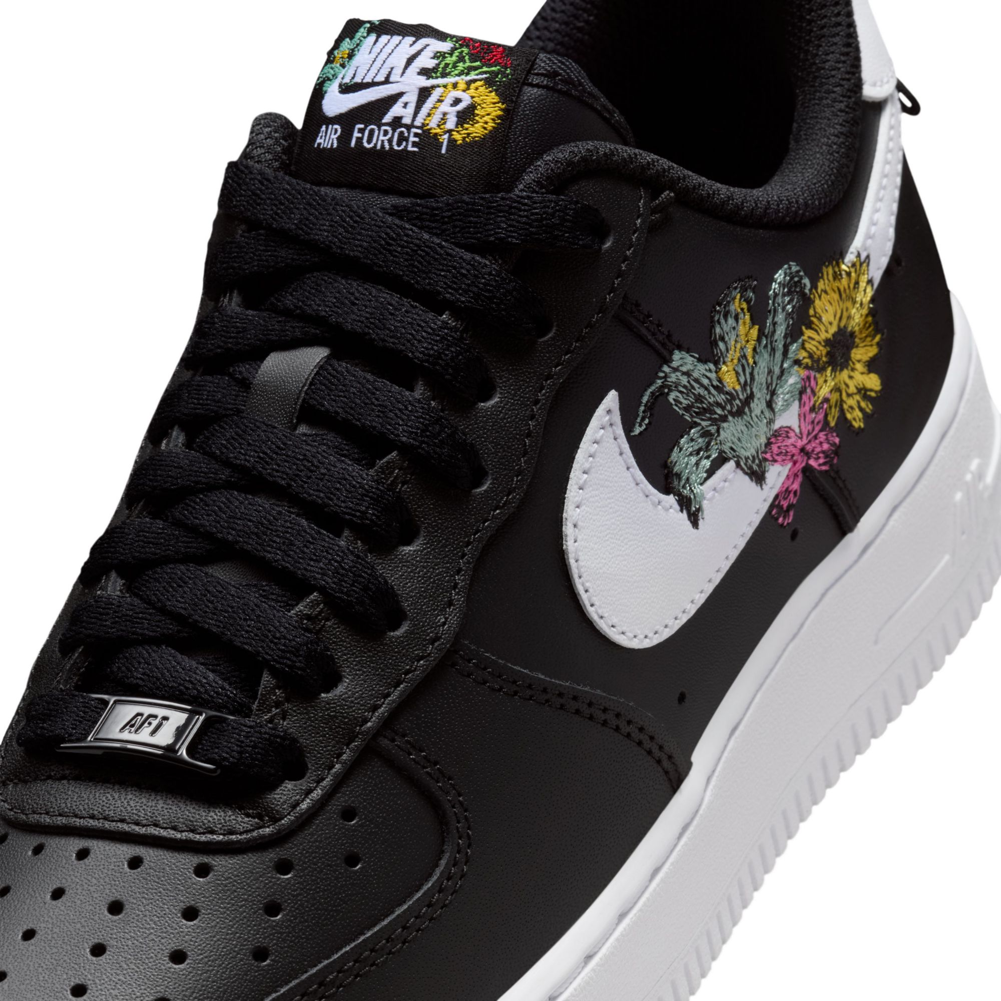 Nike Women's Air Force 1 '07 Shoes product image
