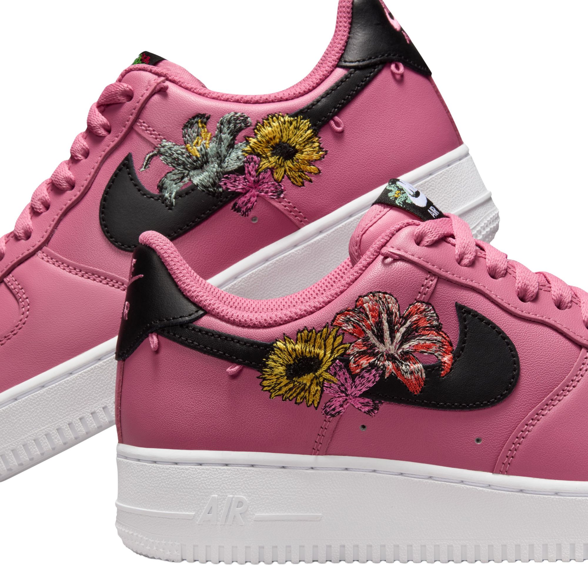 Nike Women's Air Force 1 '07 Shoes product image