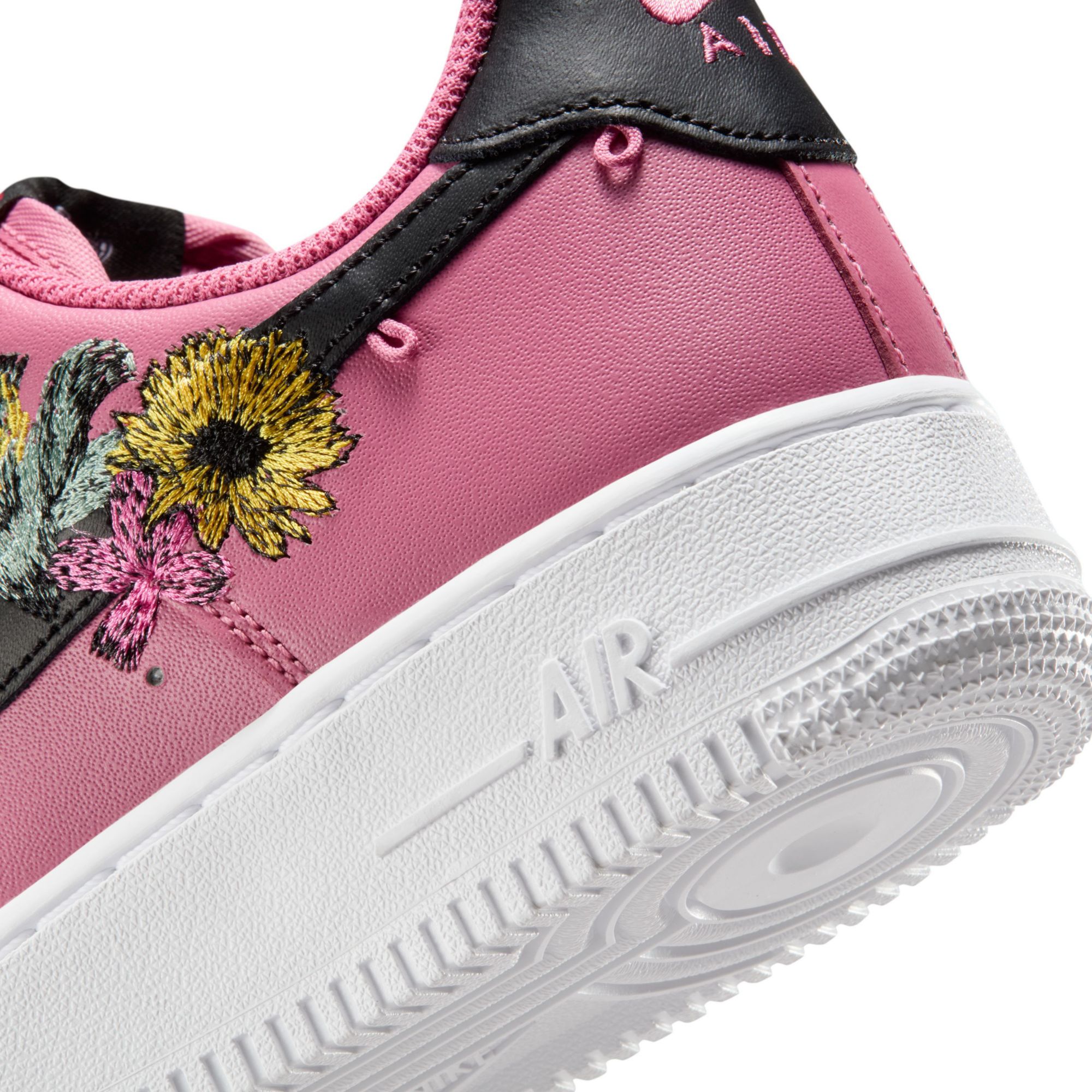Nike Women's Air Force 1 '07 Shoes product image
