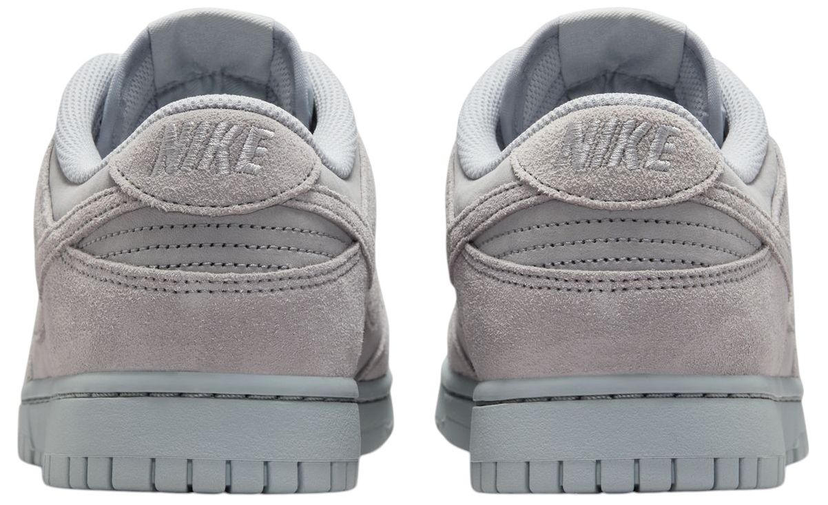 Nike Men's Dunk Low Shoes product image