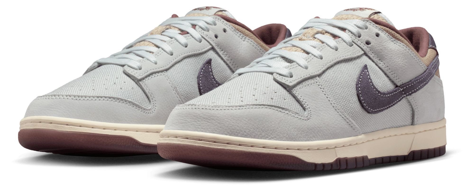 Nike Men's Dunk Low Shoes product image