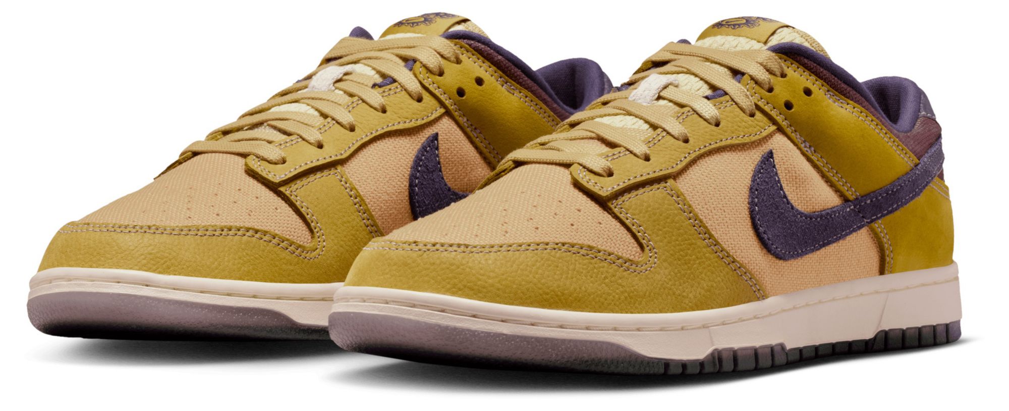 Nike Men's Dunk Low Shoes product image