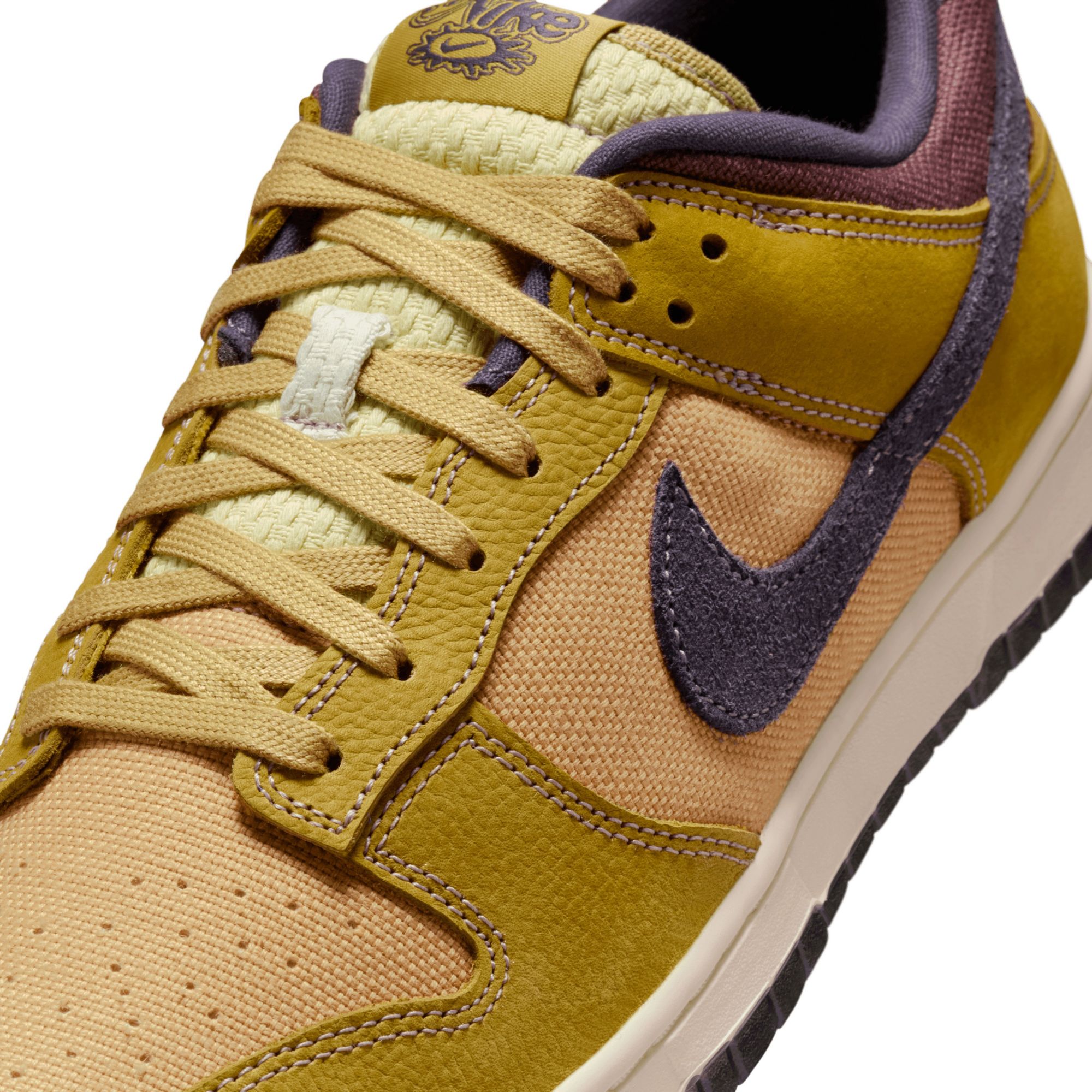 Nike Men's Dunk Low Shoes product image