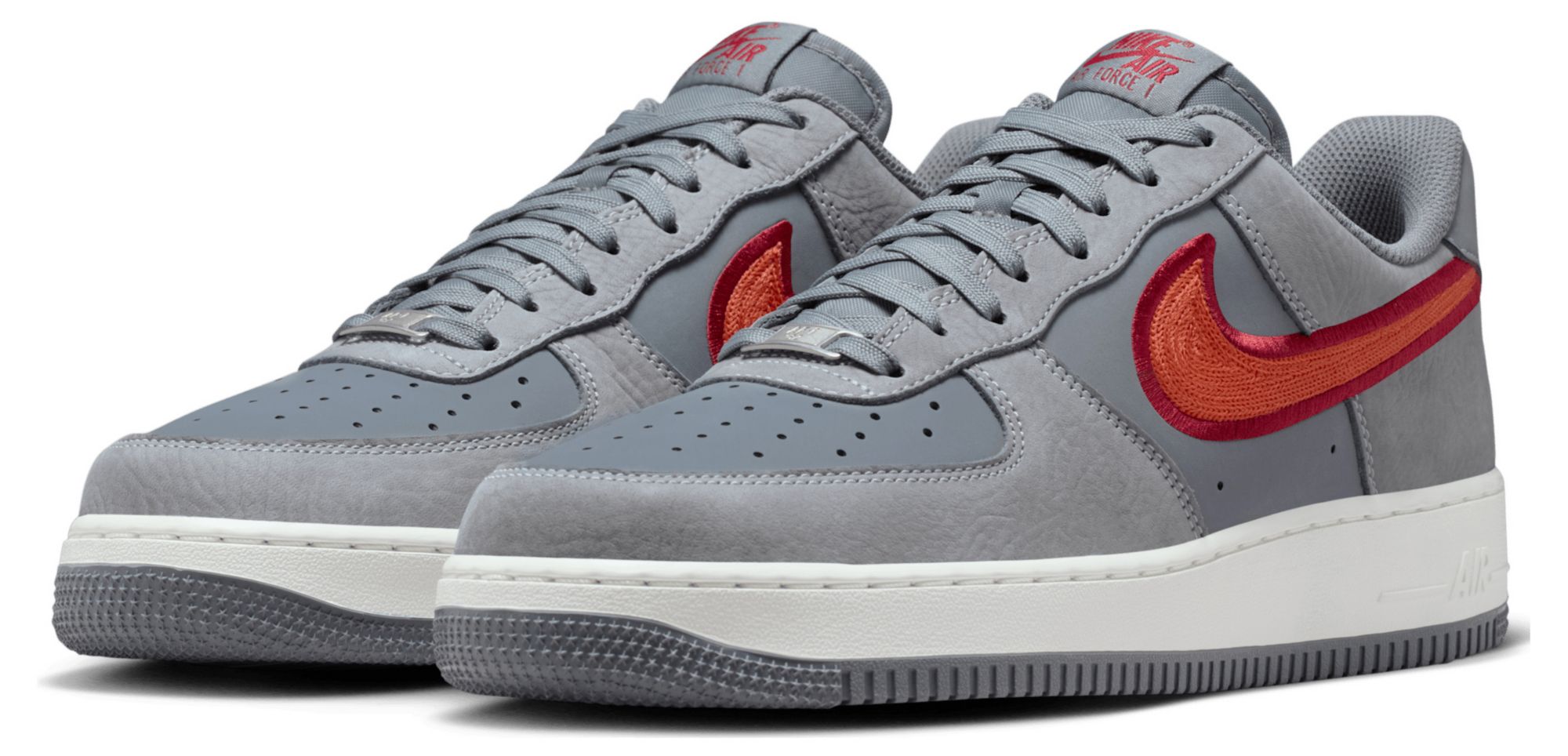 Nike Men's Air Force 1 '07 LV8 Shoes product image