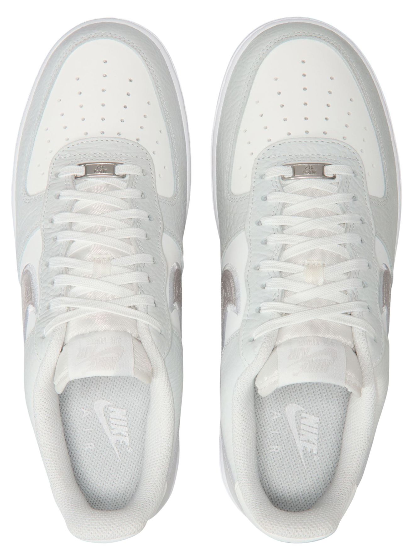 Nike Men's Air Force 1 '07 LV8 Shoes product image