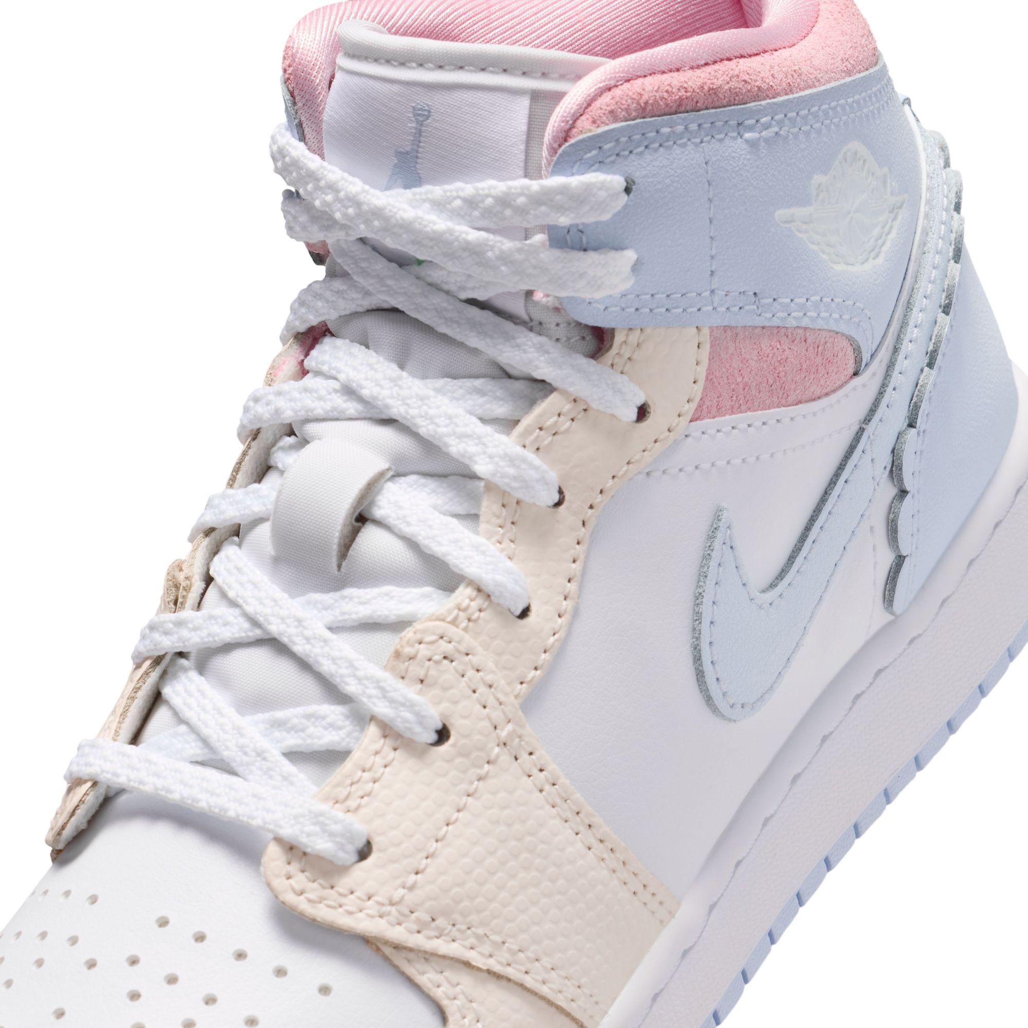 Jordan Kids' Grade School Air Jordan 1 Mid Basketball Shoes product image