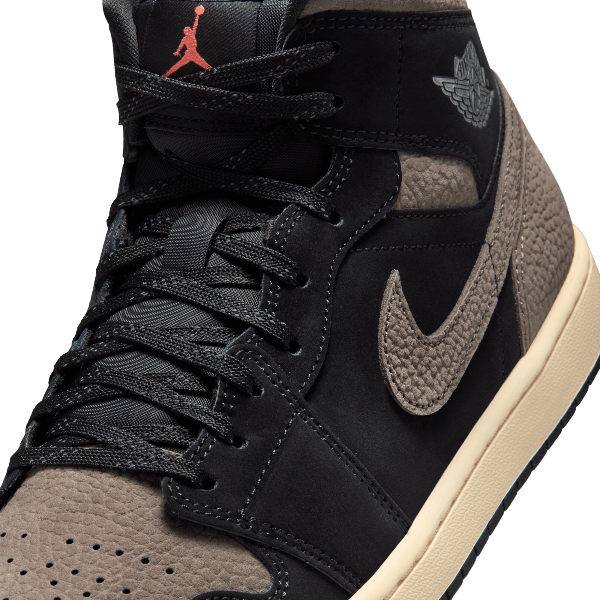 Air Jordan 1 Mid SE Shoes product image