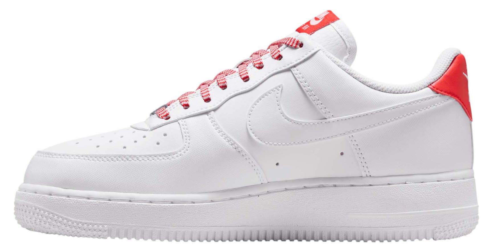 Nike Women's Air Force 1 '07 Shoes product image