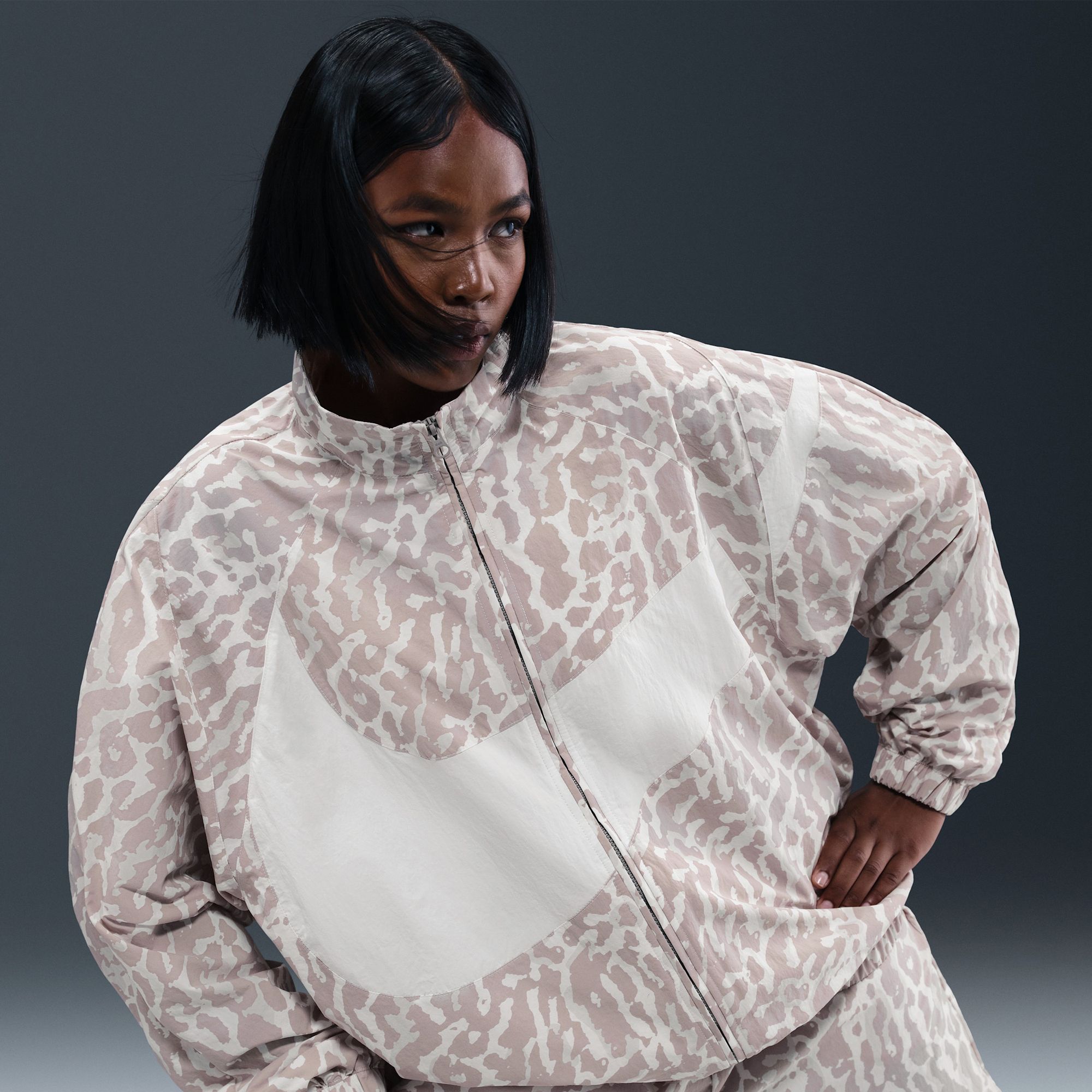 Nike Women's Sportswear Woven Printed Jacket product image