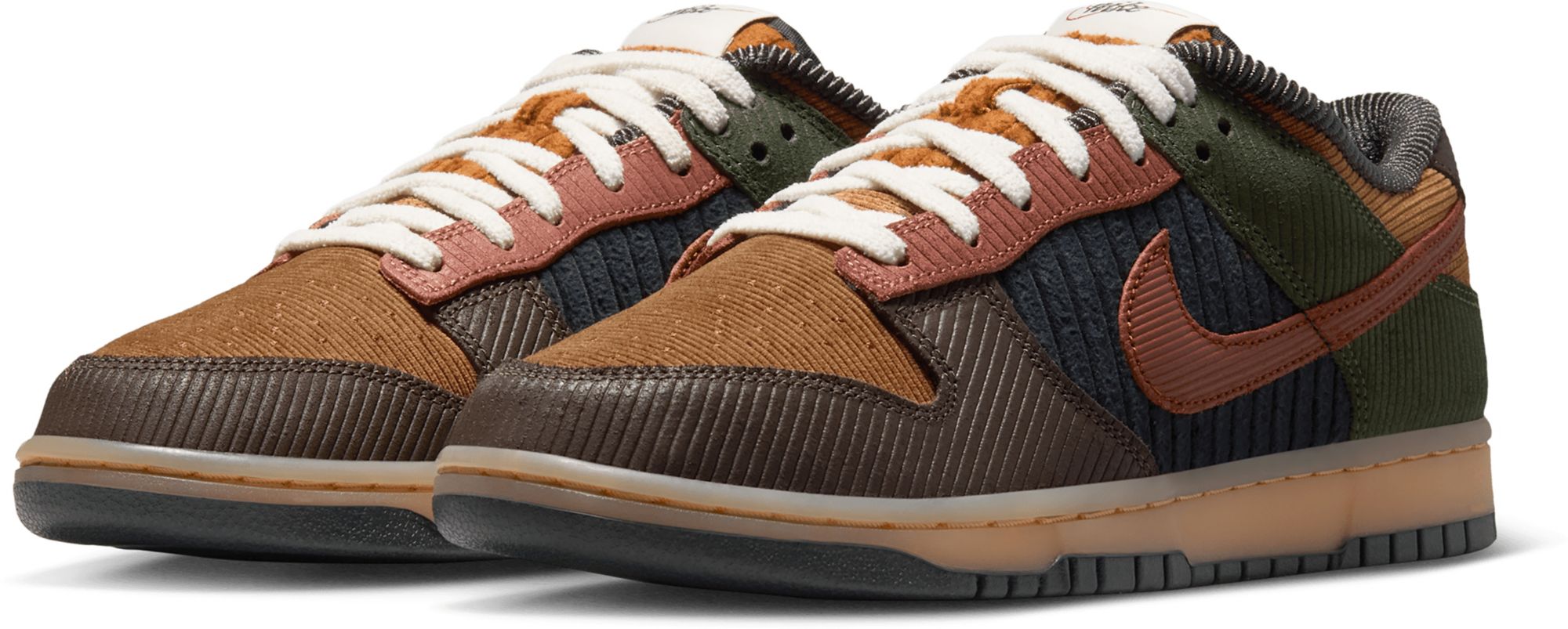 Nike Men's Dunk Low Shoes product image