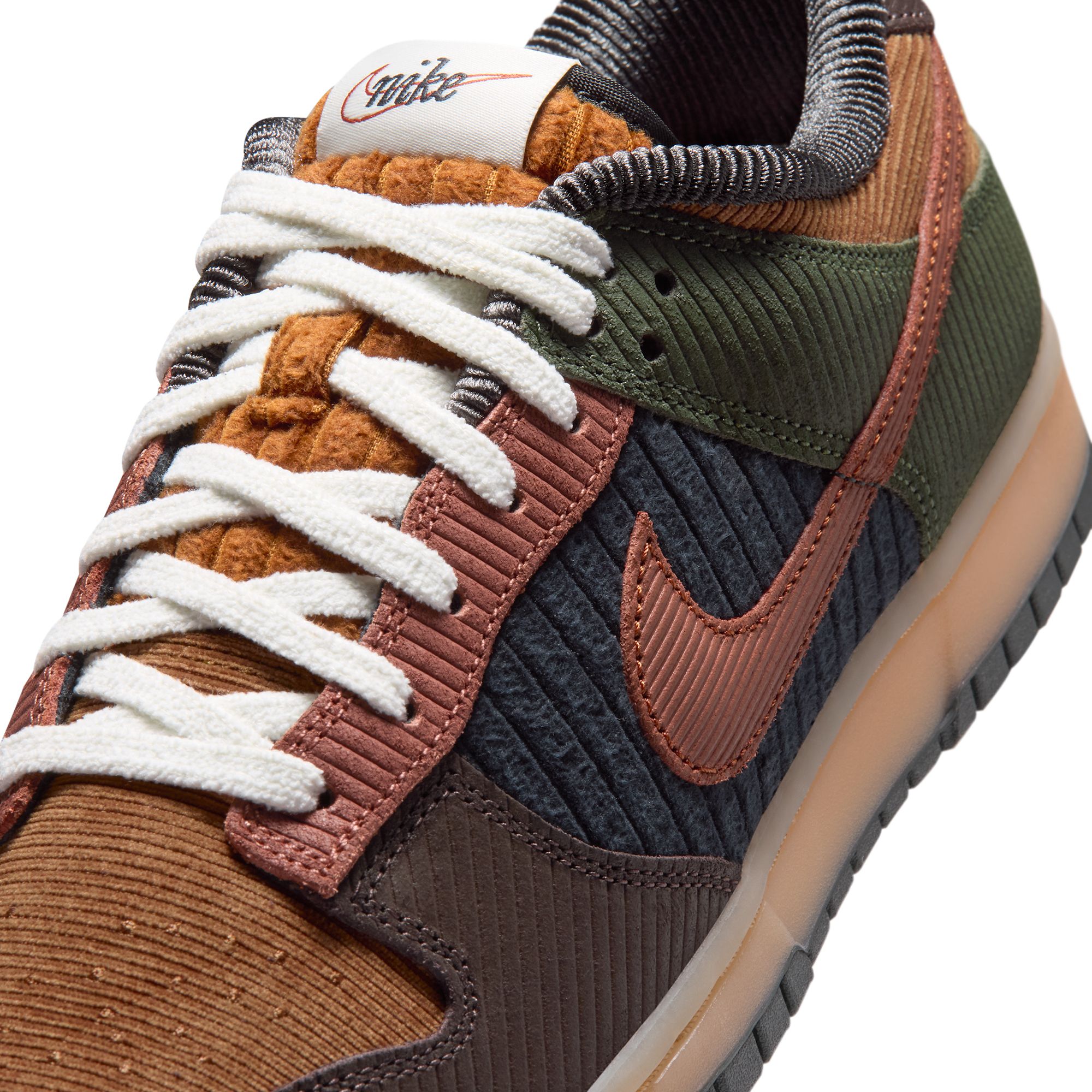 Nike Men's Dunk Low Shoes product image