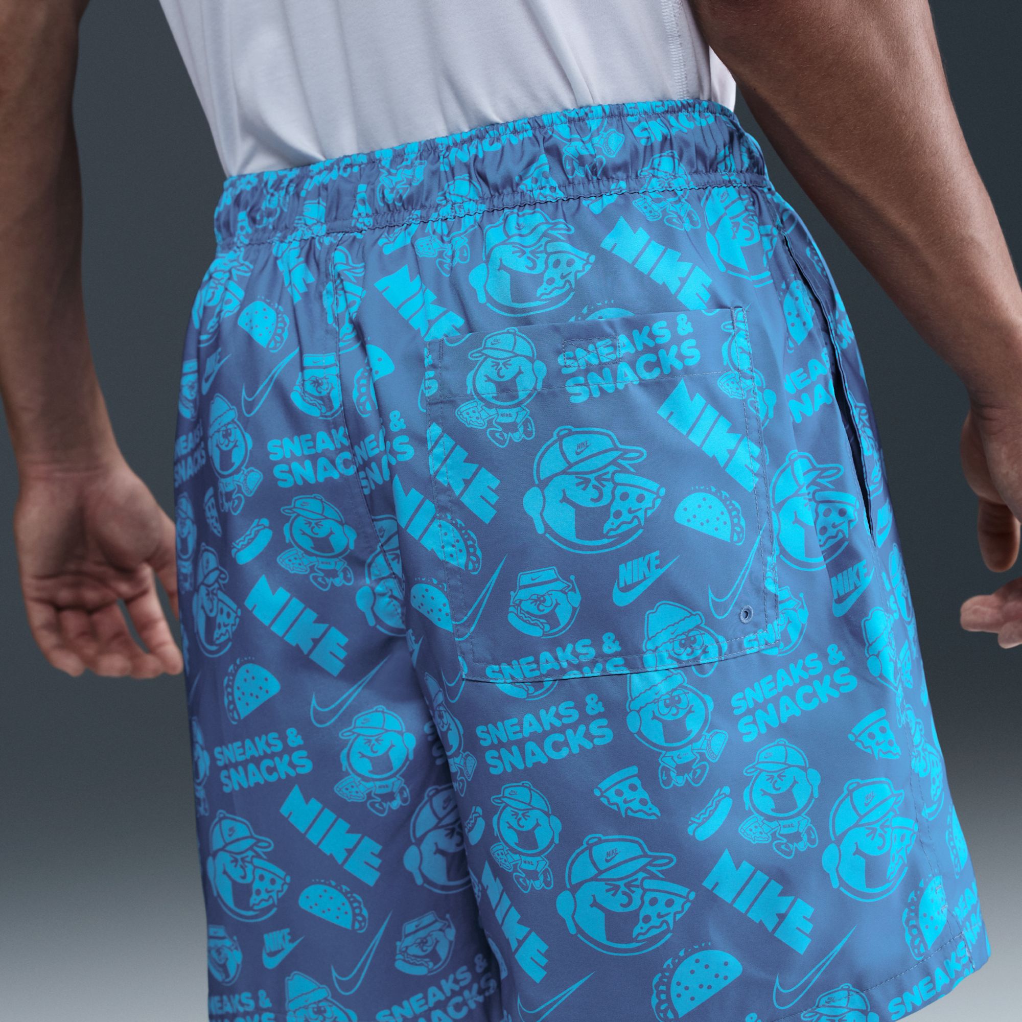 Nike Men's Club Sole Flow Shorts product image