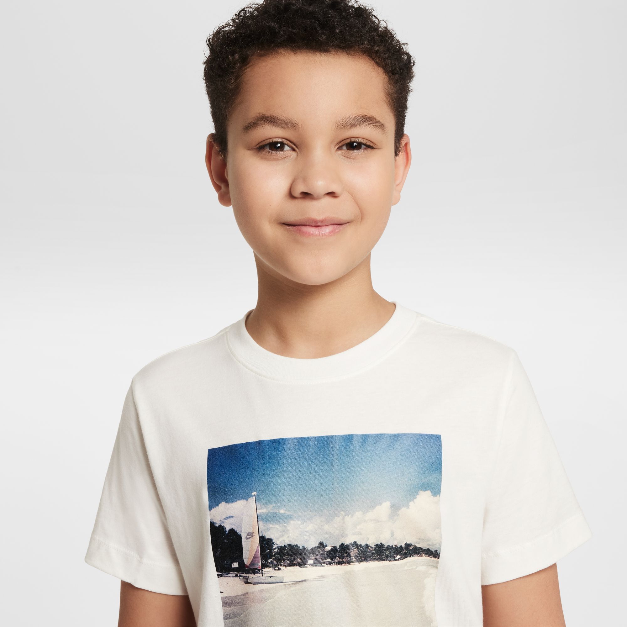 Nike Kids' Sportswear Heat Wave Graphic T-Shirt product image