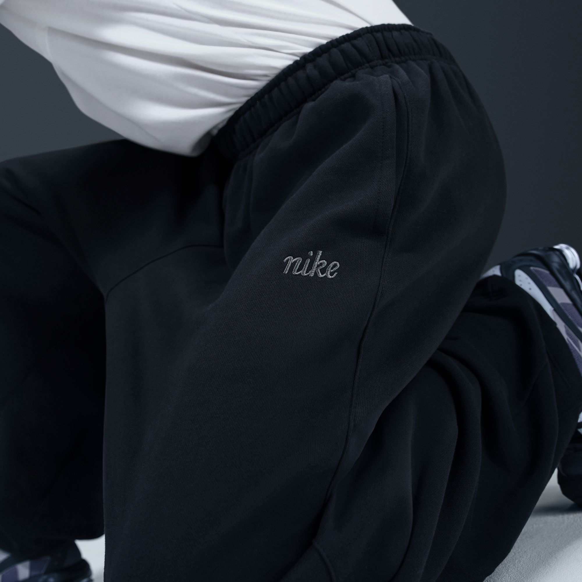 Nike Men's Club Oversized Cuffed Pants product image