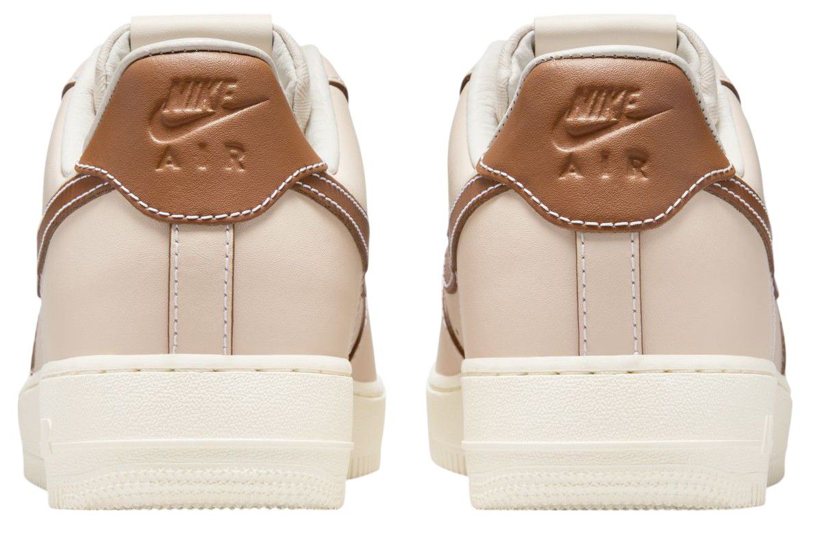 Nike Men's Air Force 1 '07 Shoes product image