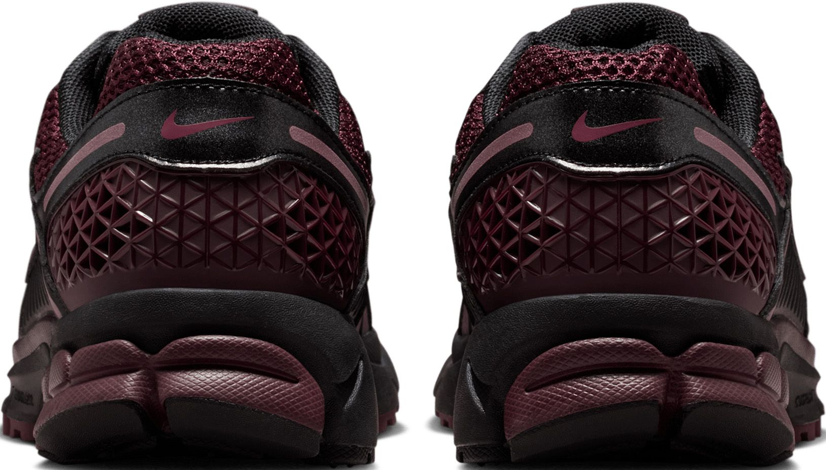 Nike Women's Zoom Vomero 5 Shoes product image