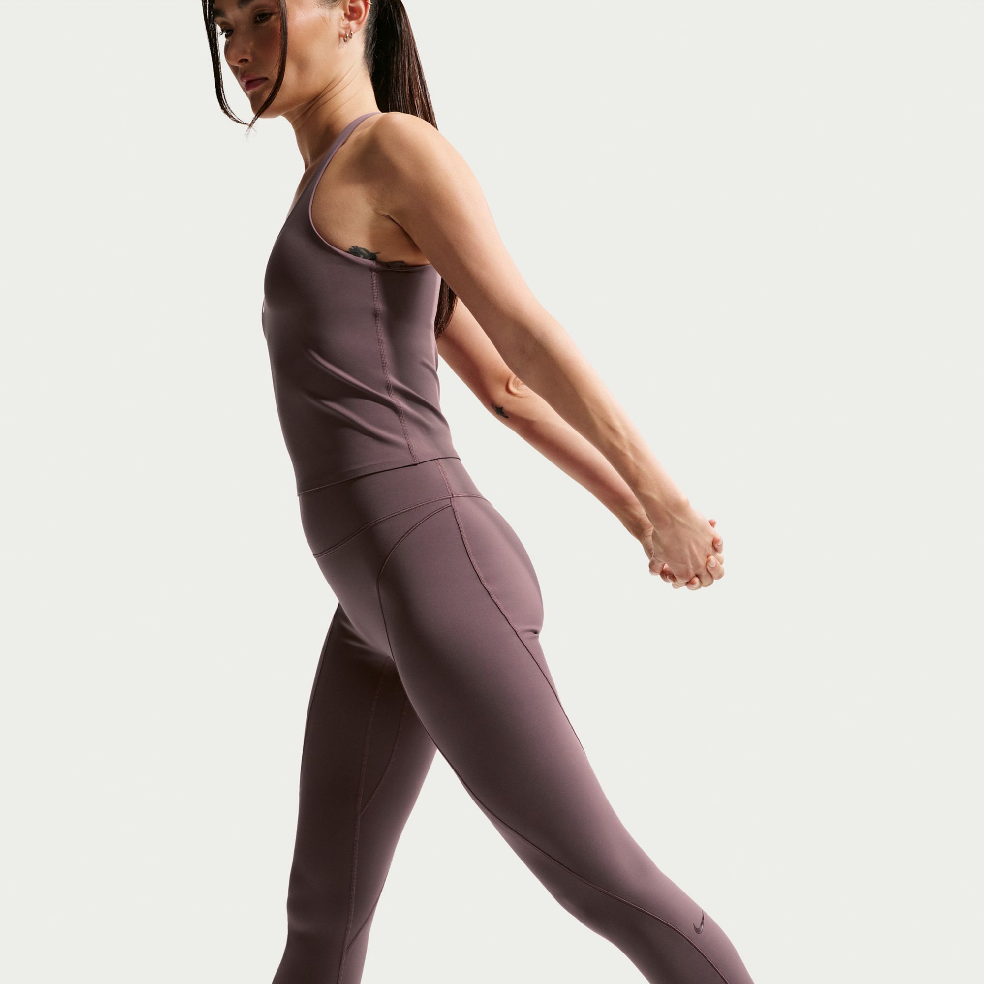 Nike Women's Universa Seasonal High-Waisted 7/8 Leggings with No Front Seam product image