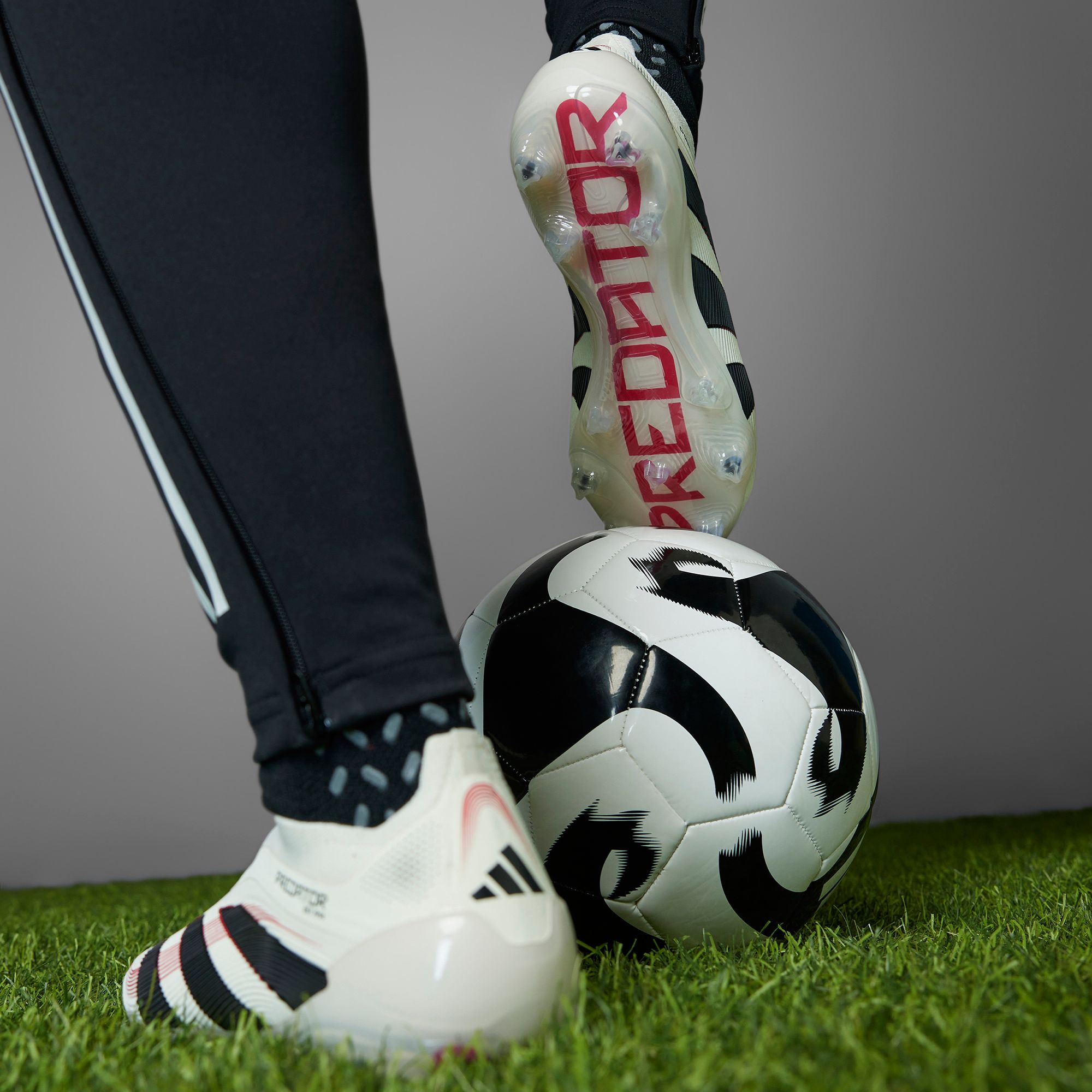 adidas Predator Elite Laceless FG Soccer Cleats product image