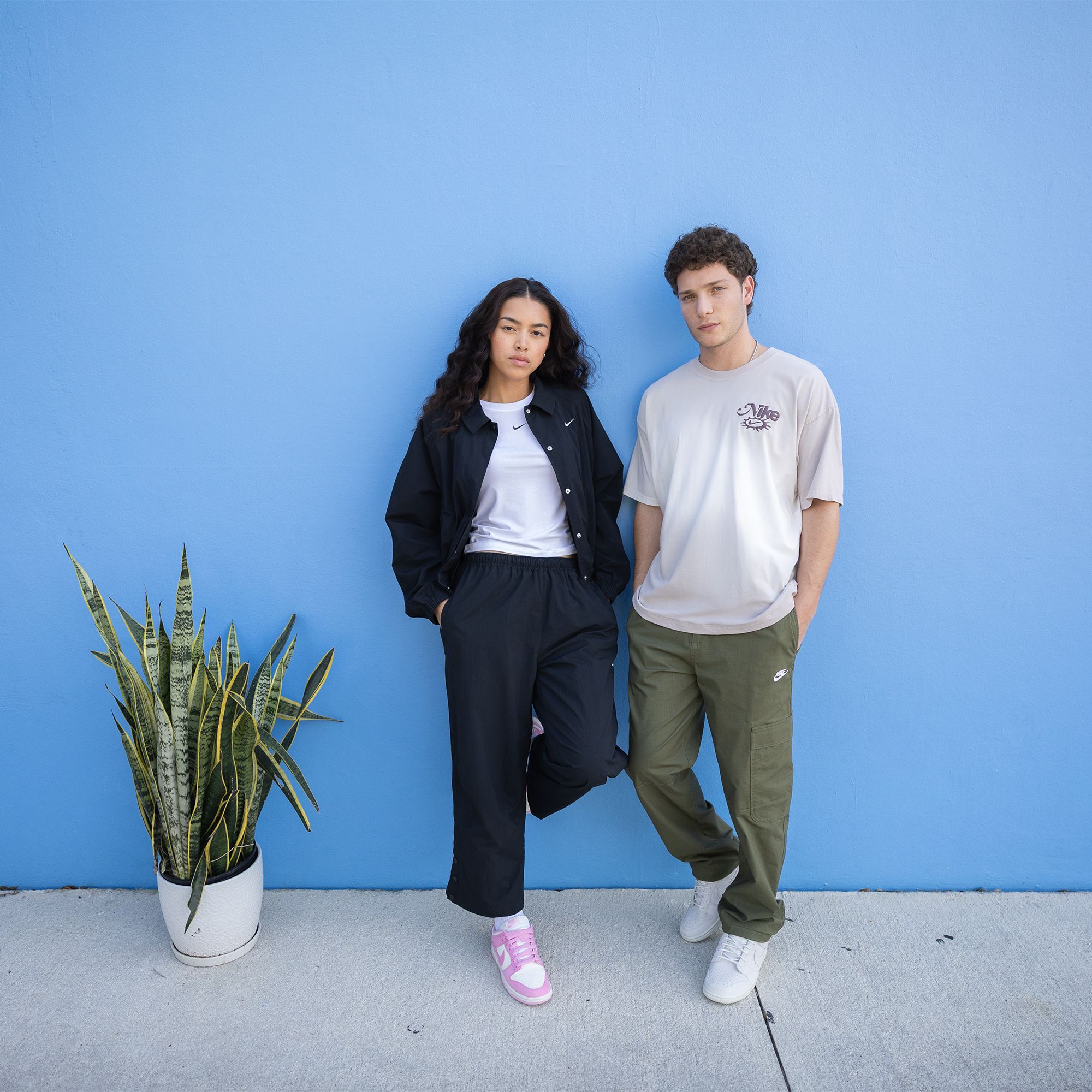 Nike Women's Sportswear Oversized High-Waisted Woven Pants product image