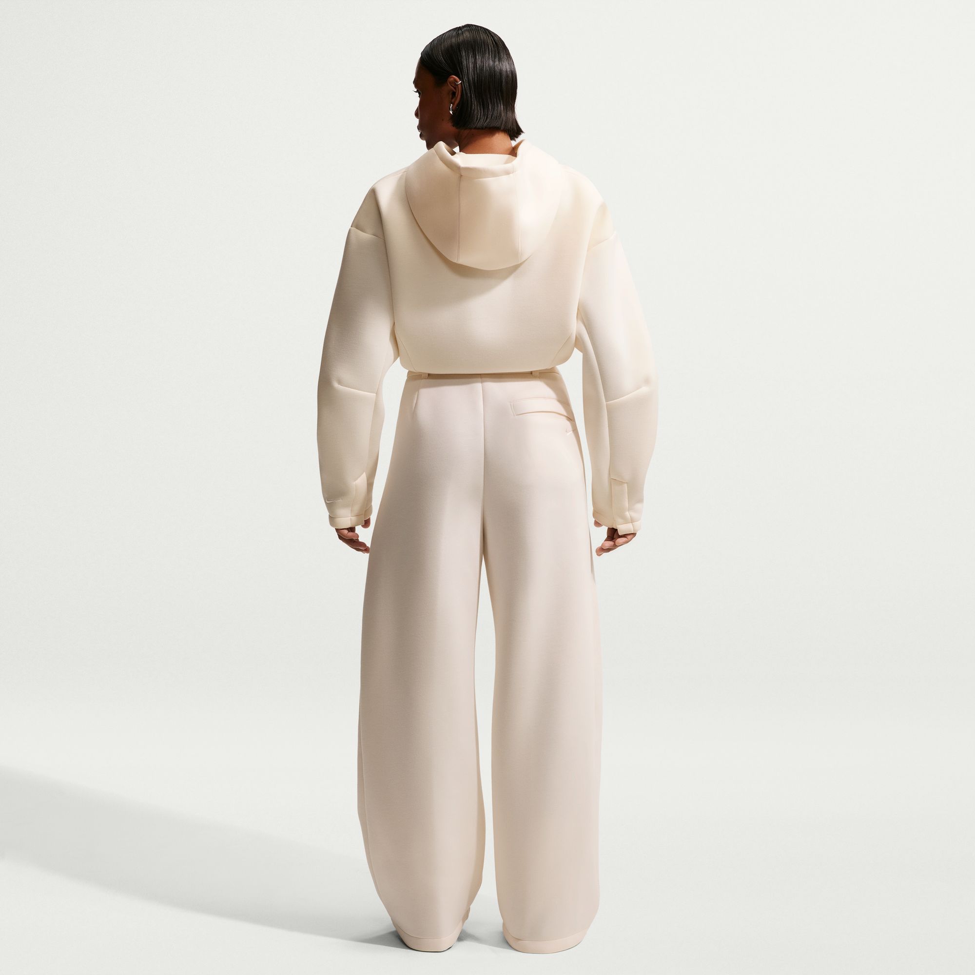 Nike Women's Sportswear Loose Mid-Rise Fleece Trousers product image